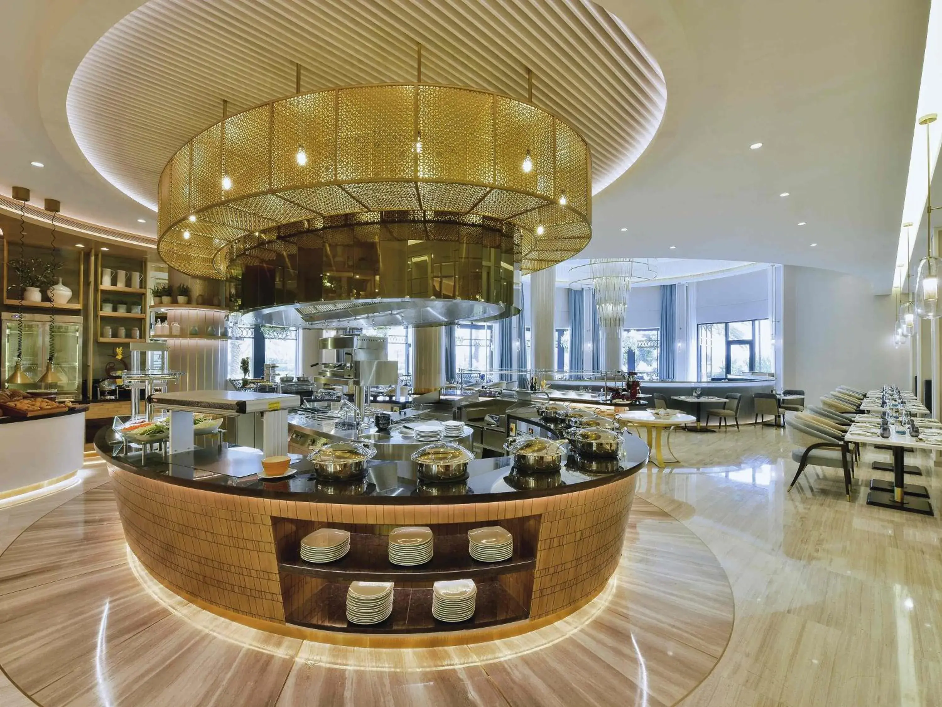 Restaurant/places to eat in Mövenpick Hotel Bahrain Restaurant/places to eat in Mövenpick Hotel Bahrain