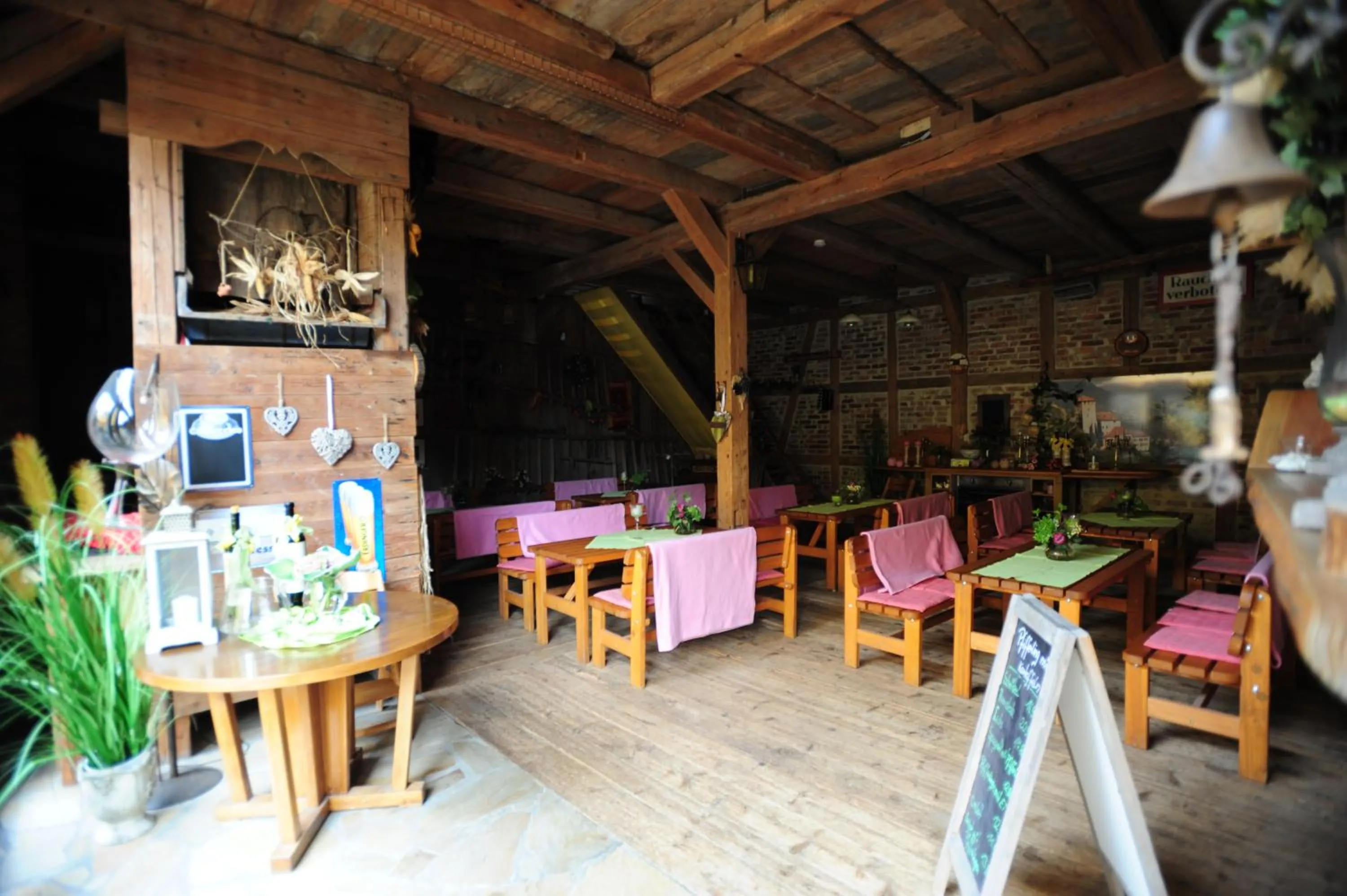 Restaurant/places to eat in Hotel Piccolo