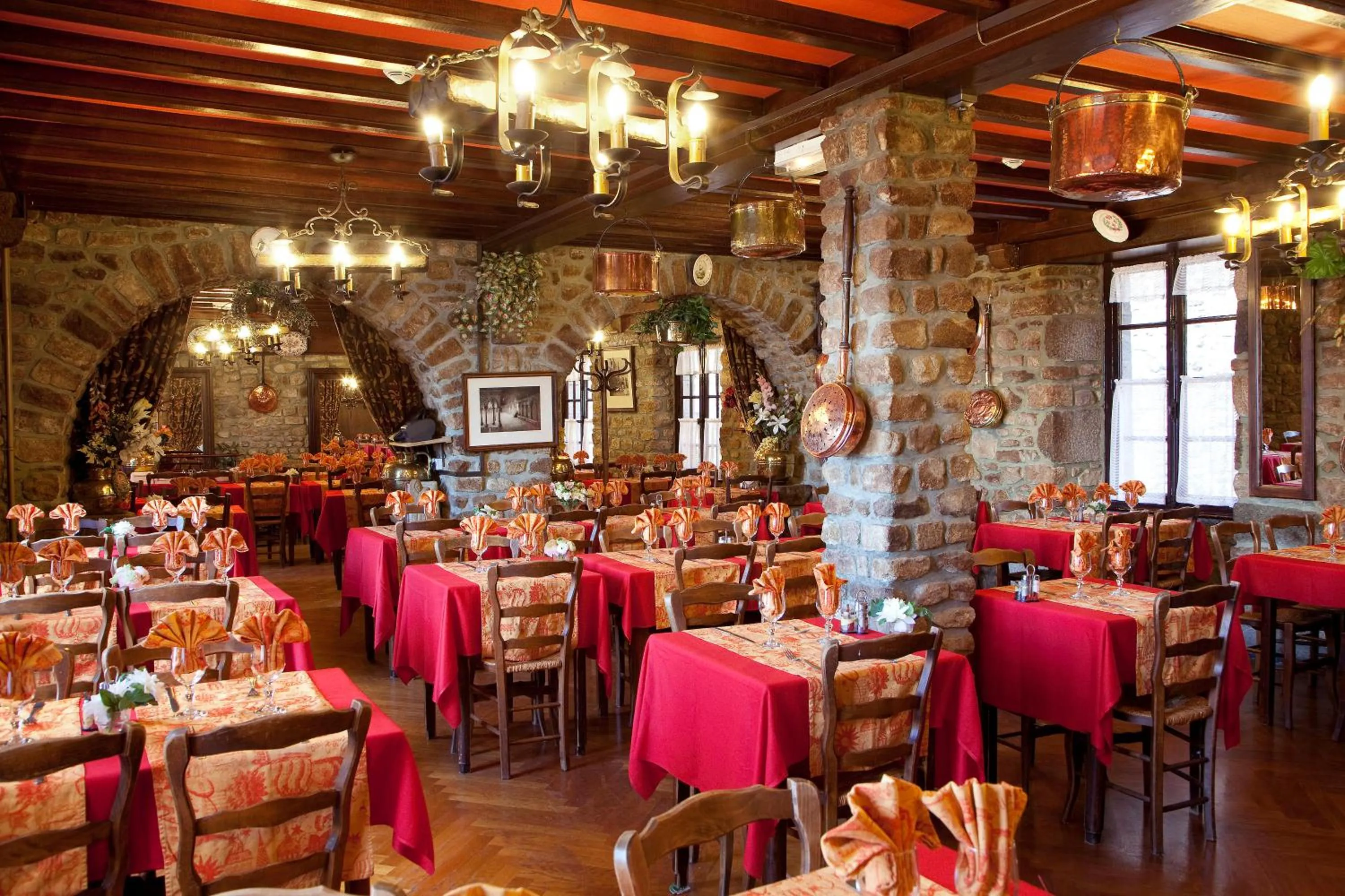 Restaurant/places to eat in La Vieille Auberge