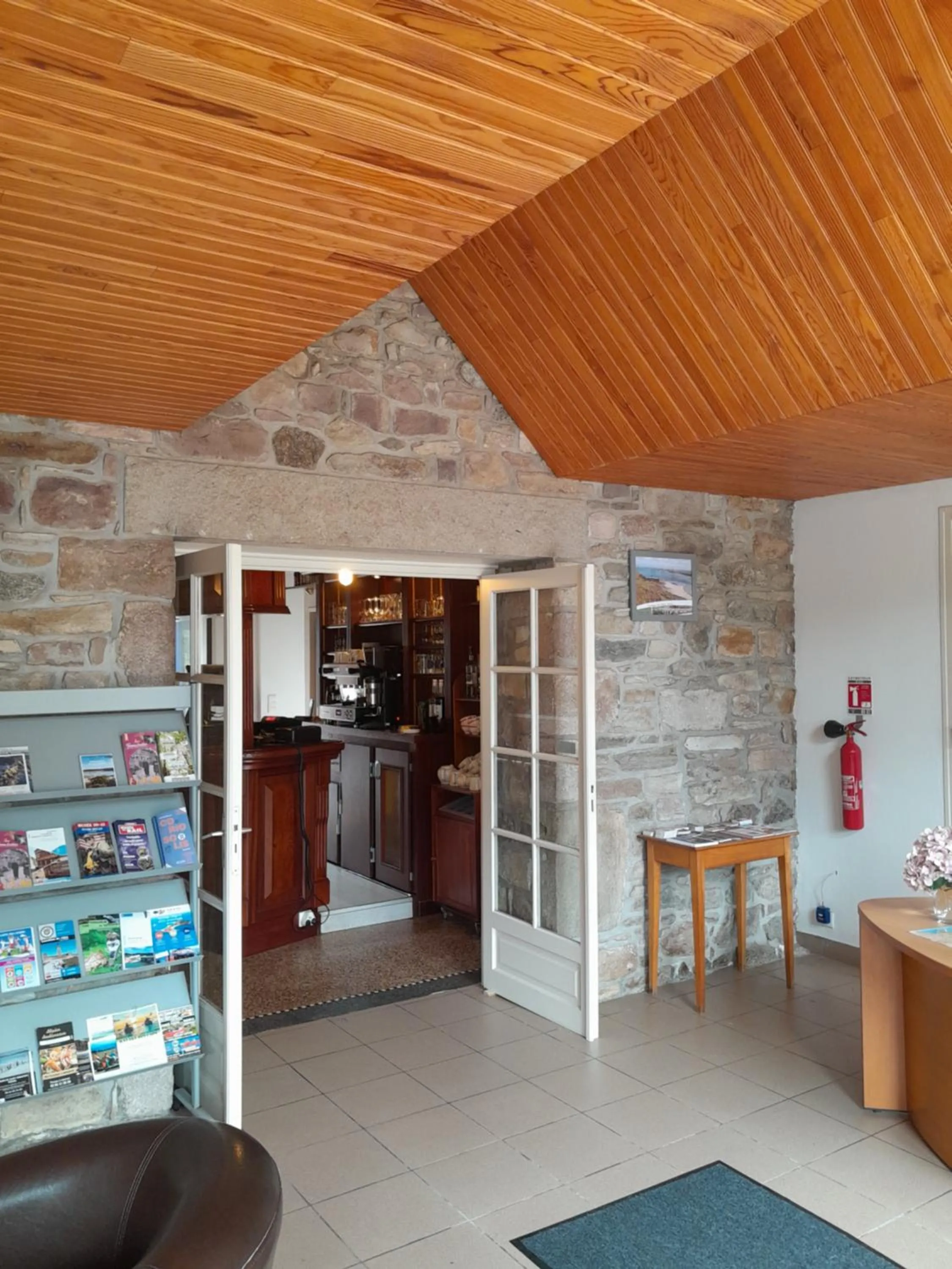 Lobby or reception in Hôtel Le Trécelin