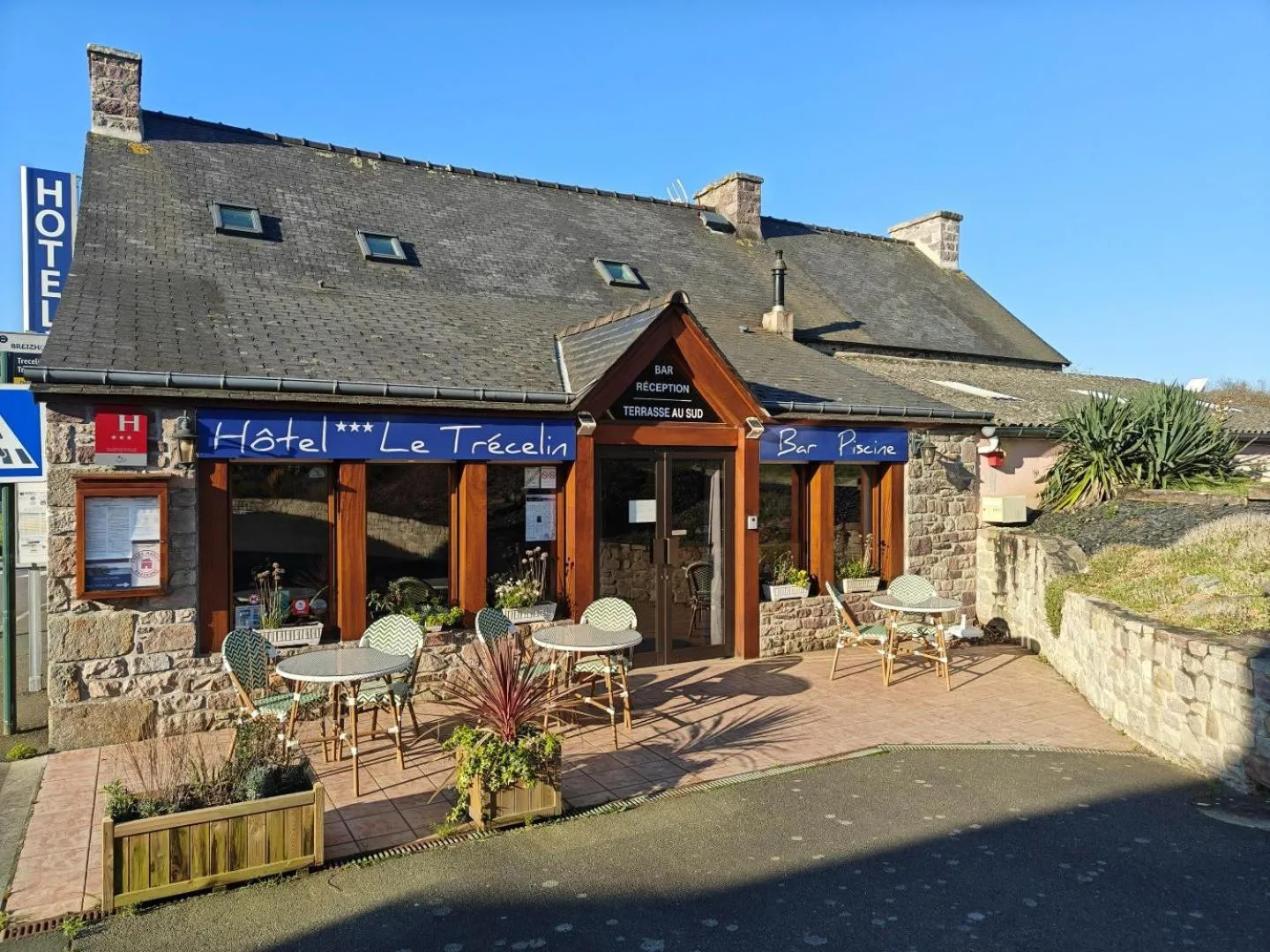 Property building in Hôtel Le Trécelin