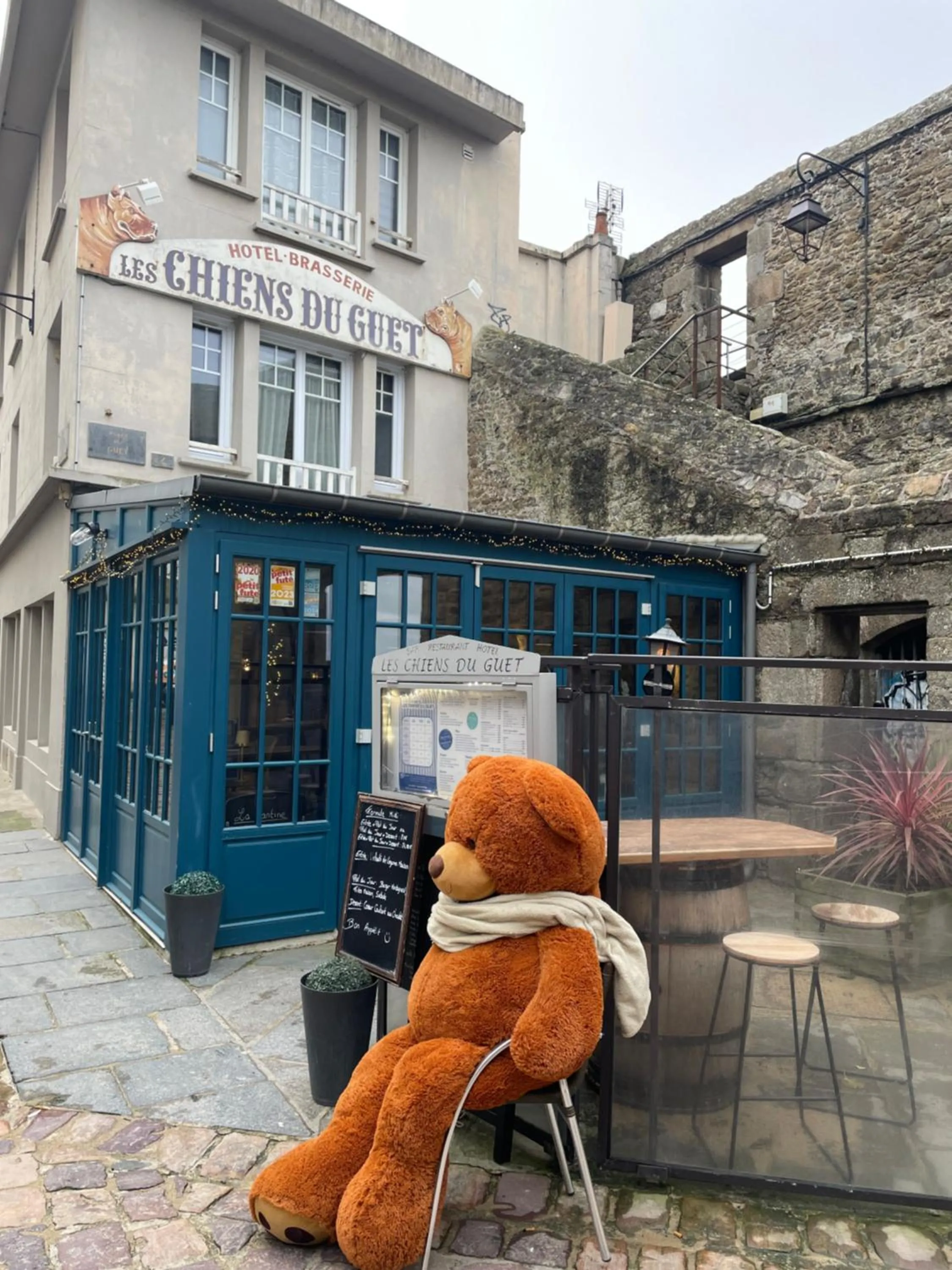 Restaurant/places to eat in Les Chiens du Guet