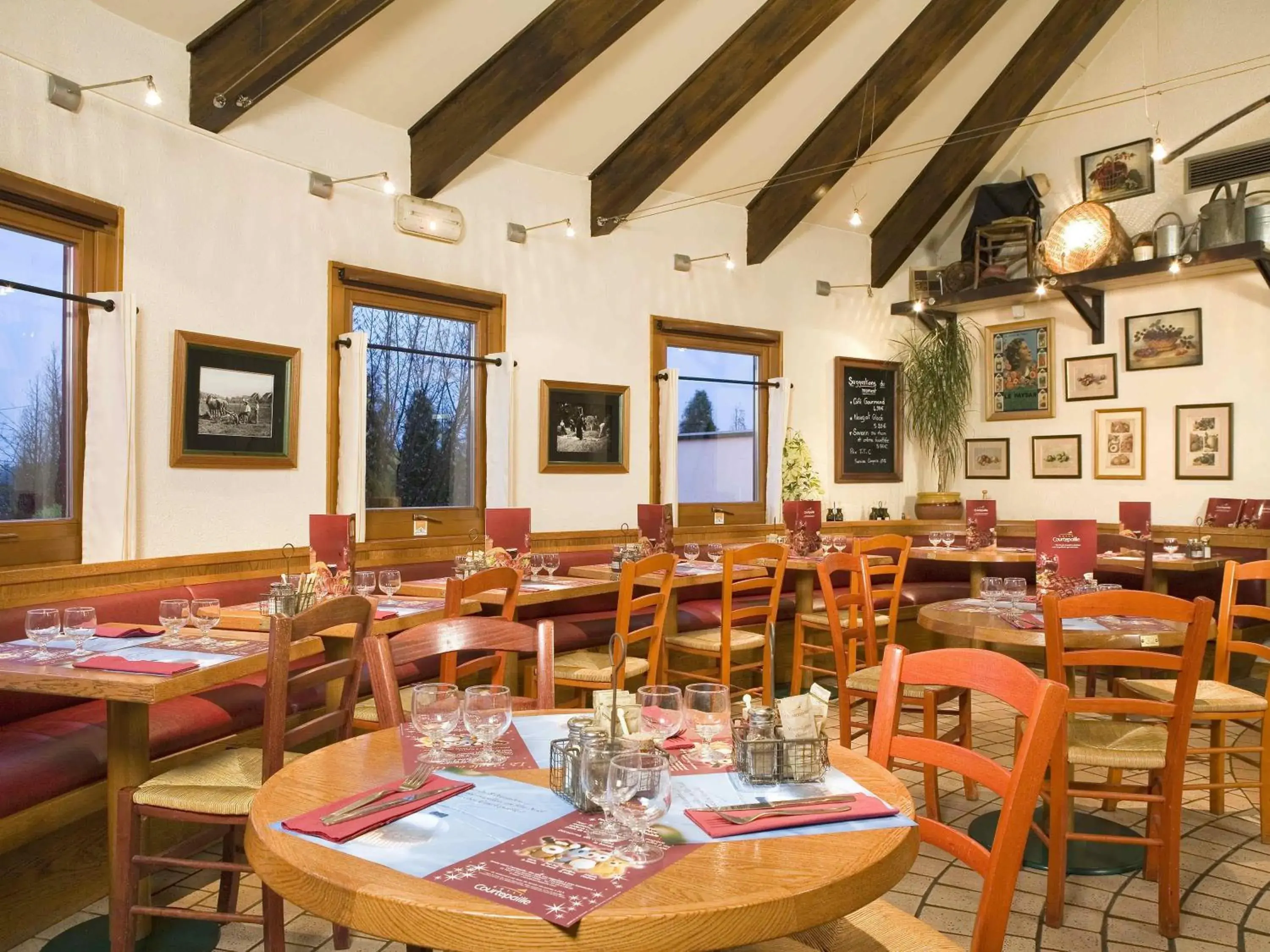 Restaurant/places to eat in ibis Saint Dizier Restaurant/places to eat in ibis Saint Dizier