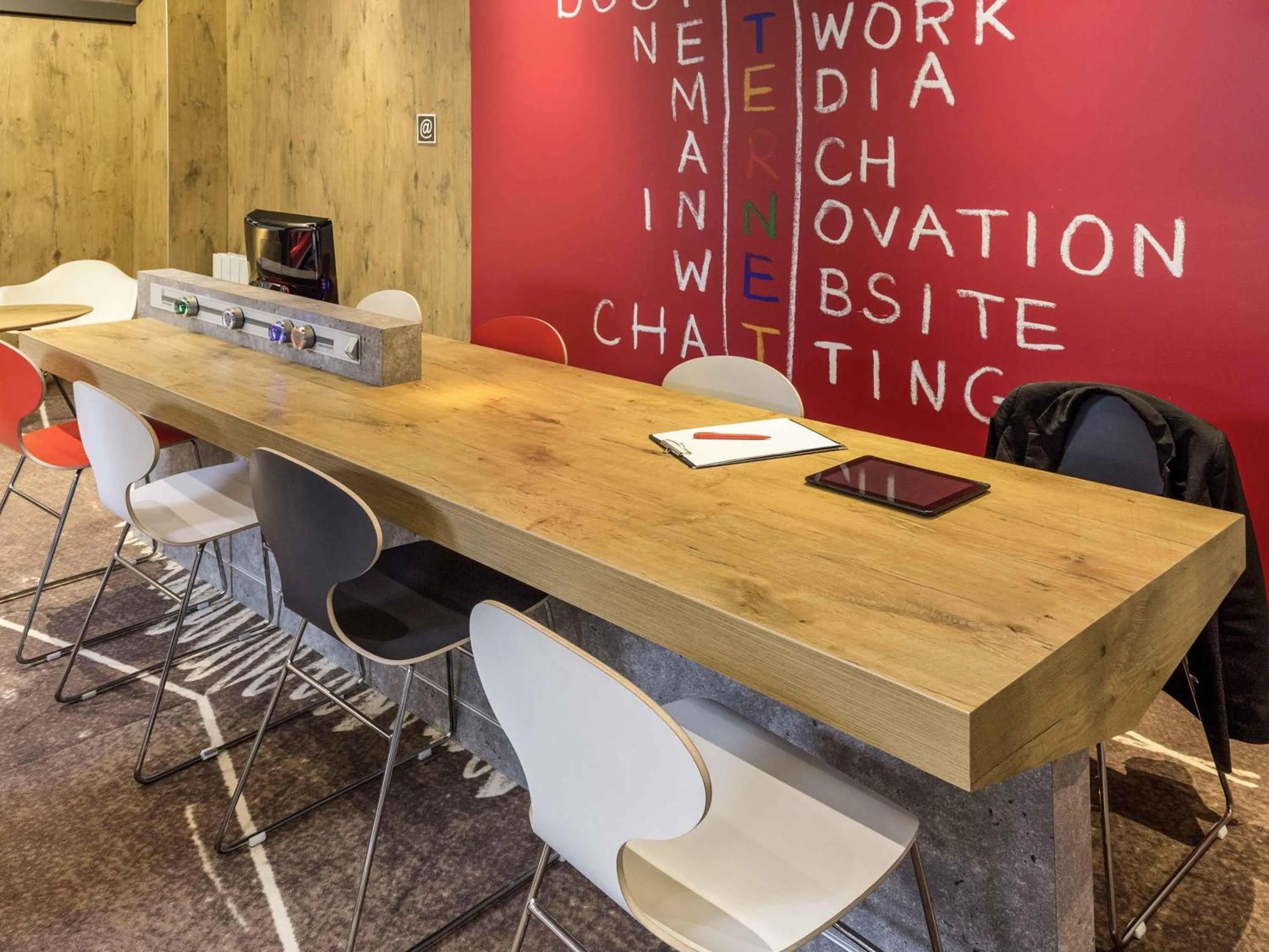 Other in ibis Saint Dizier