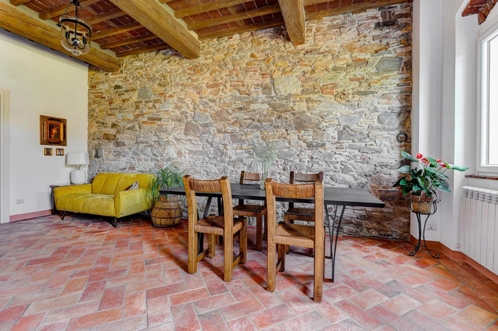 Communal lounge/ TV room in Villa Galgani