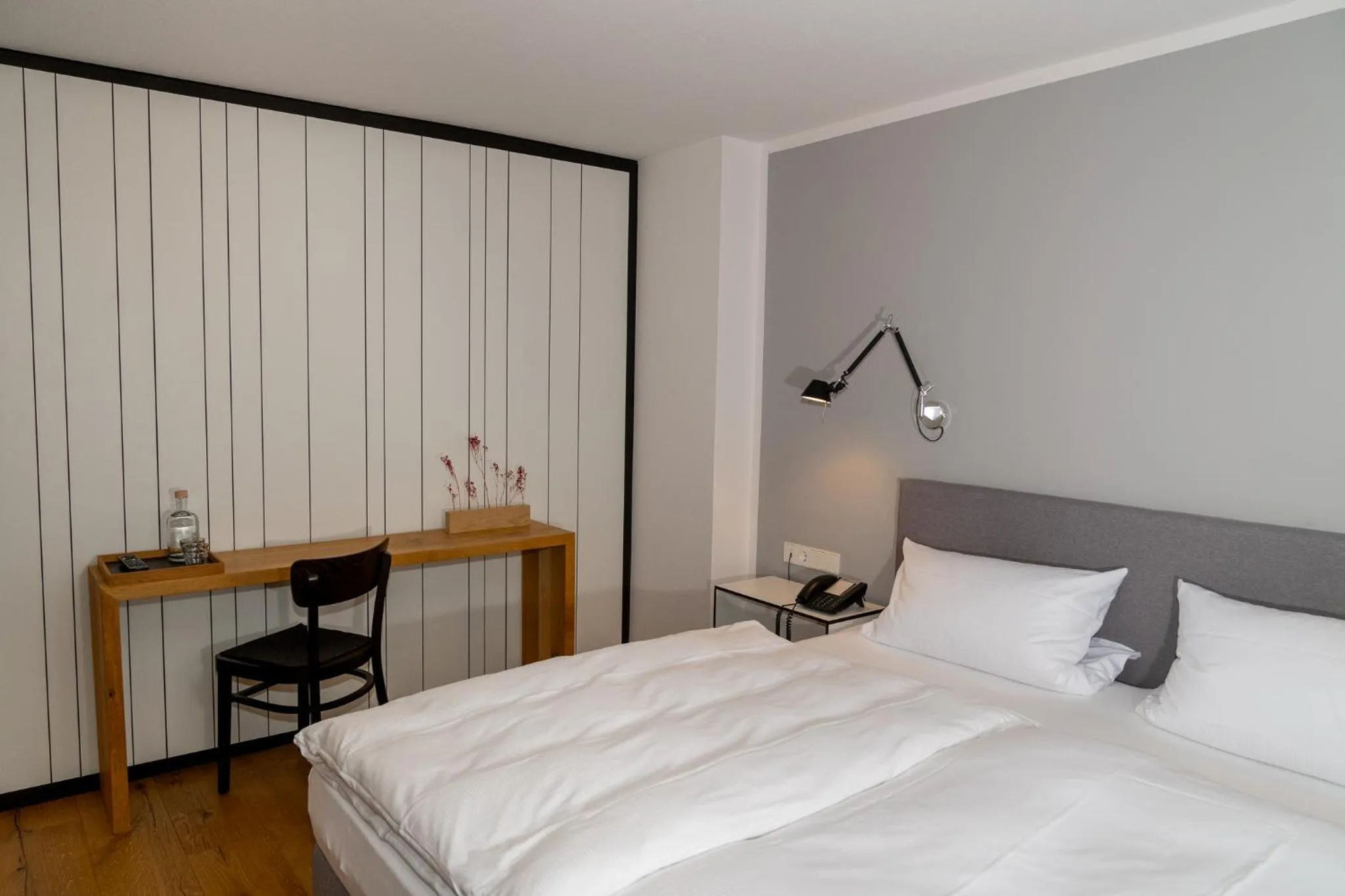 Photo of the whole room, Bed in Der Hirschen