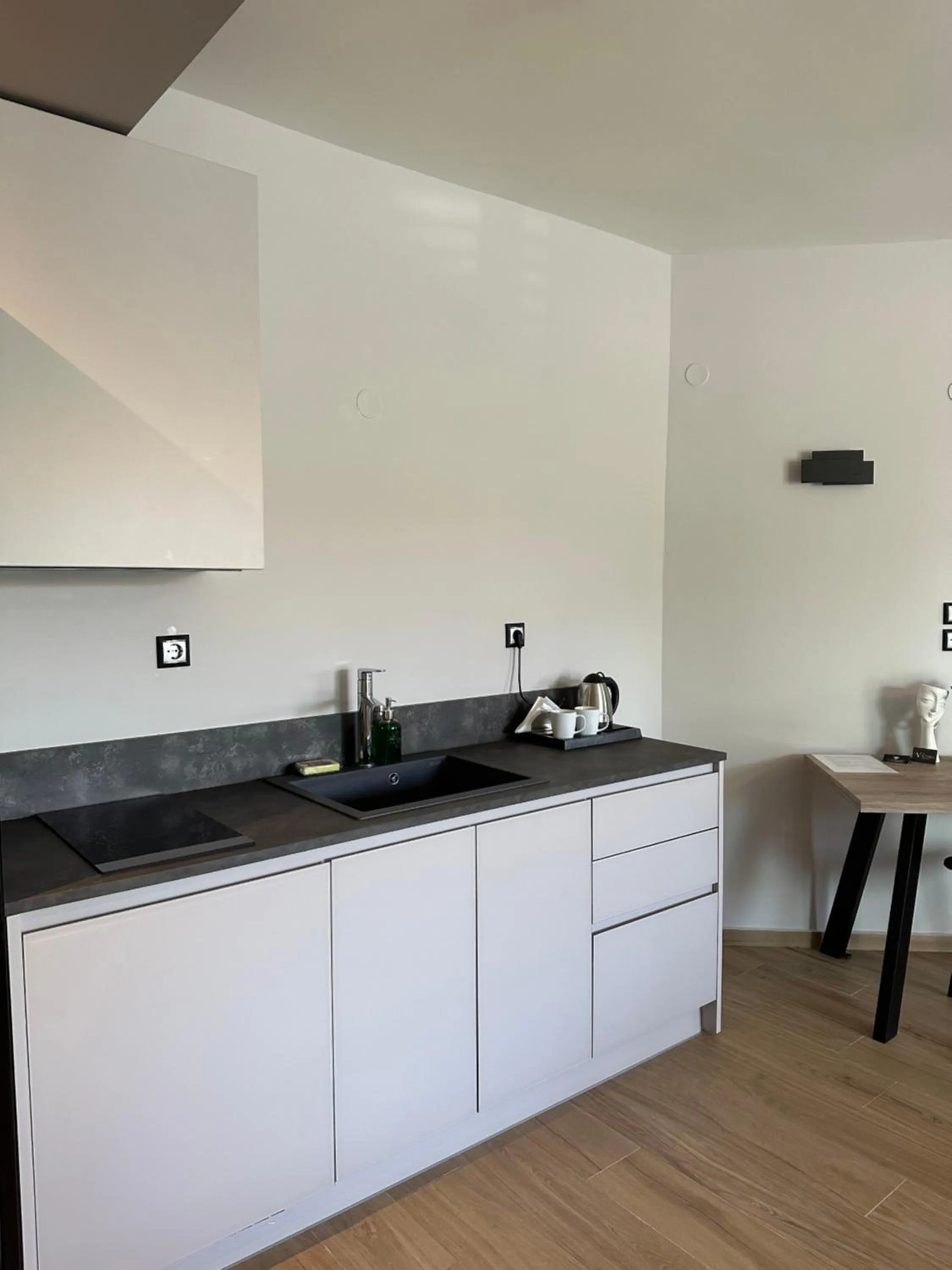 The Victoria Lefkada