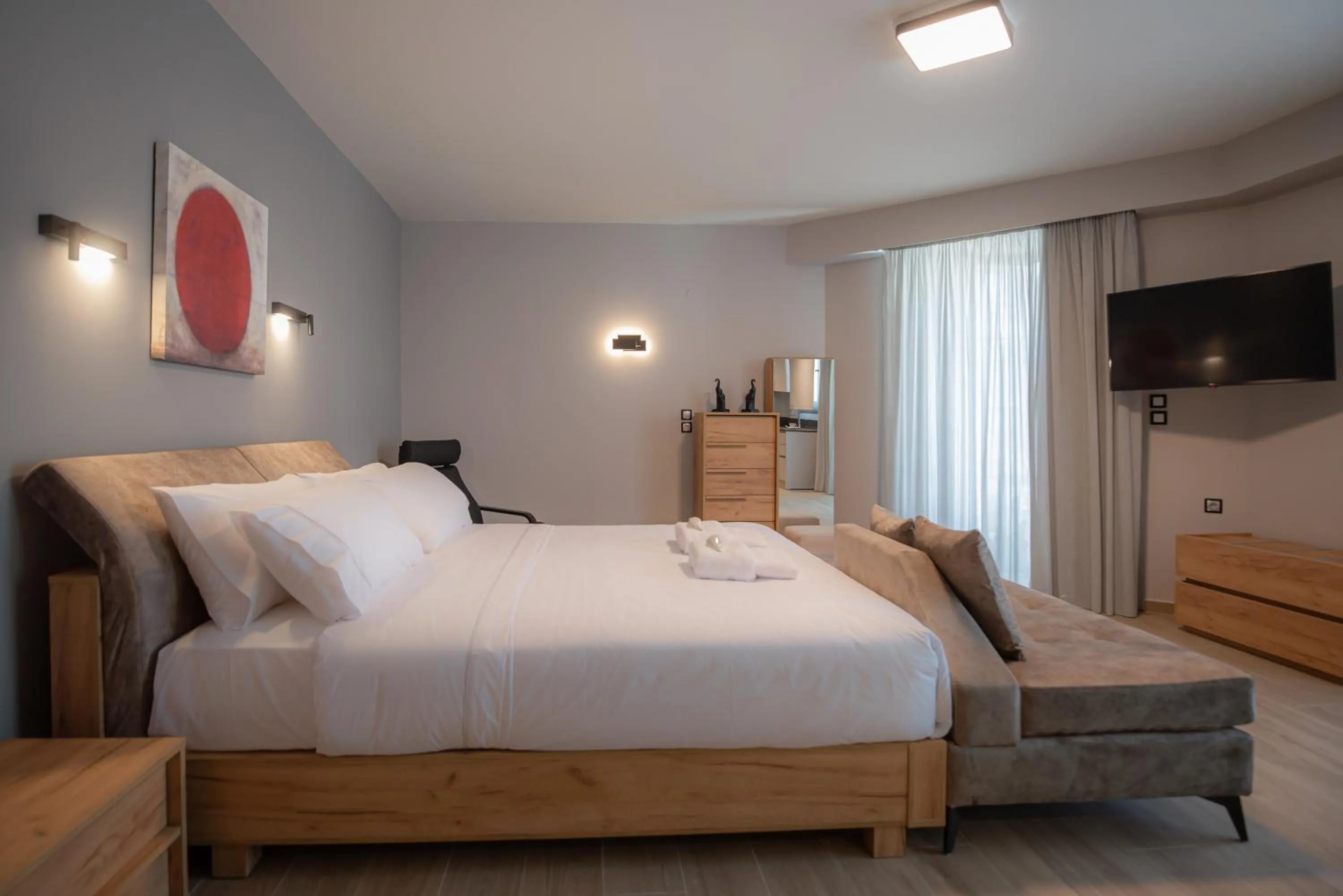 Seating area, Bed in The Victoria Lefkada