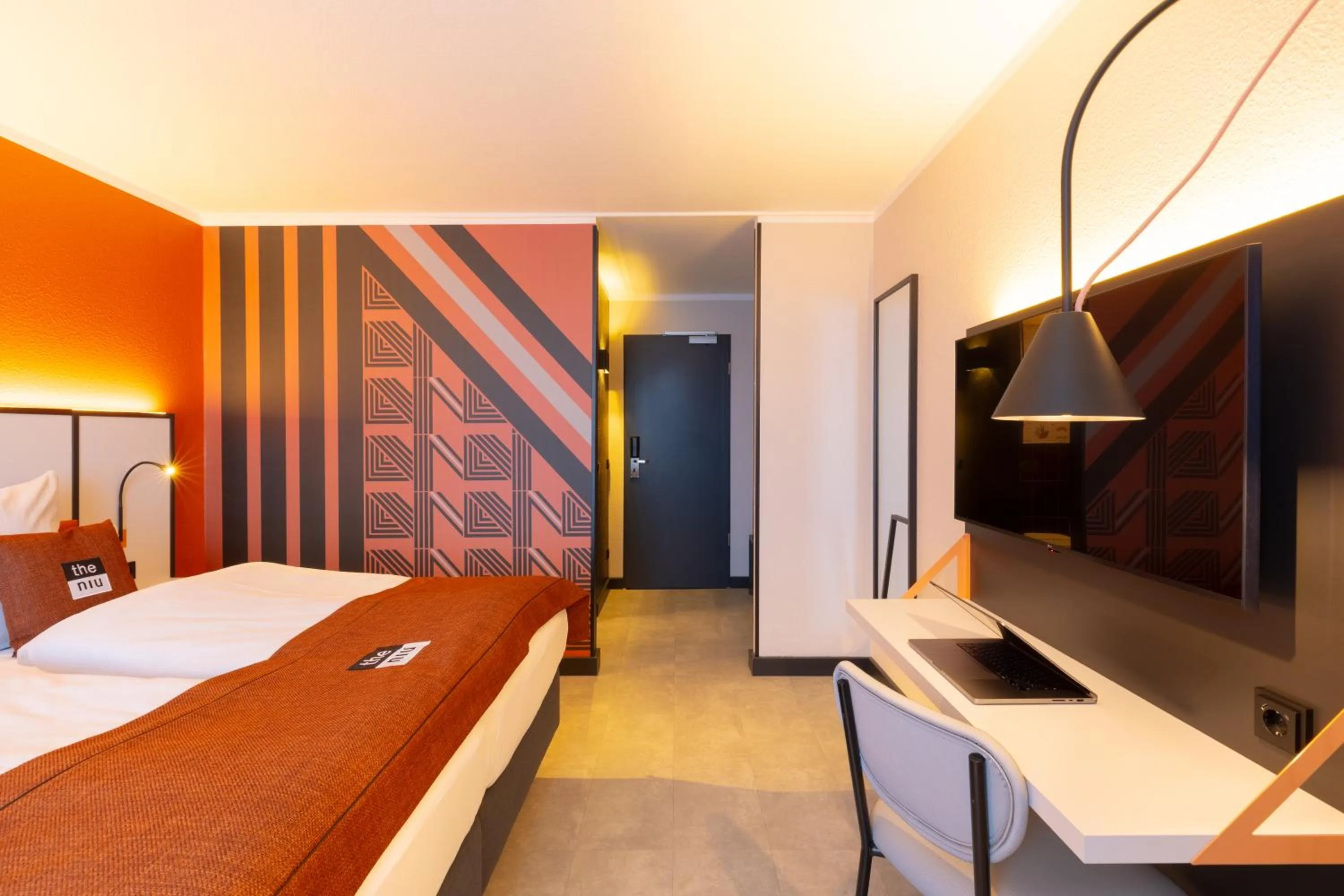 Photo of the whole room, Bed in Holiday Inn - the niu, Blade Solingen by IHG