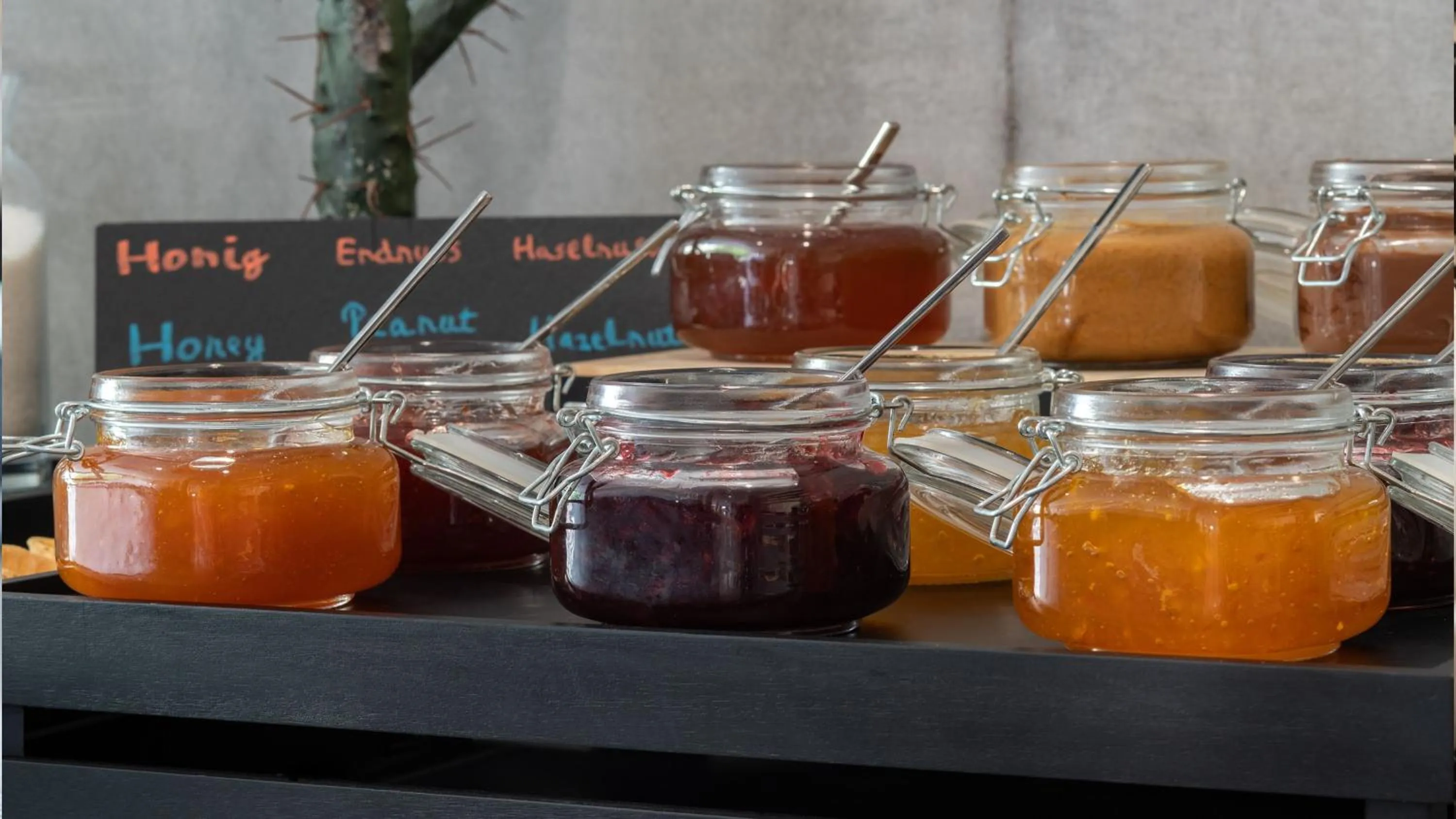 Restaurant/places to eat in Holiday Inn - the niu, Blade Solingen by IHG