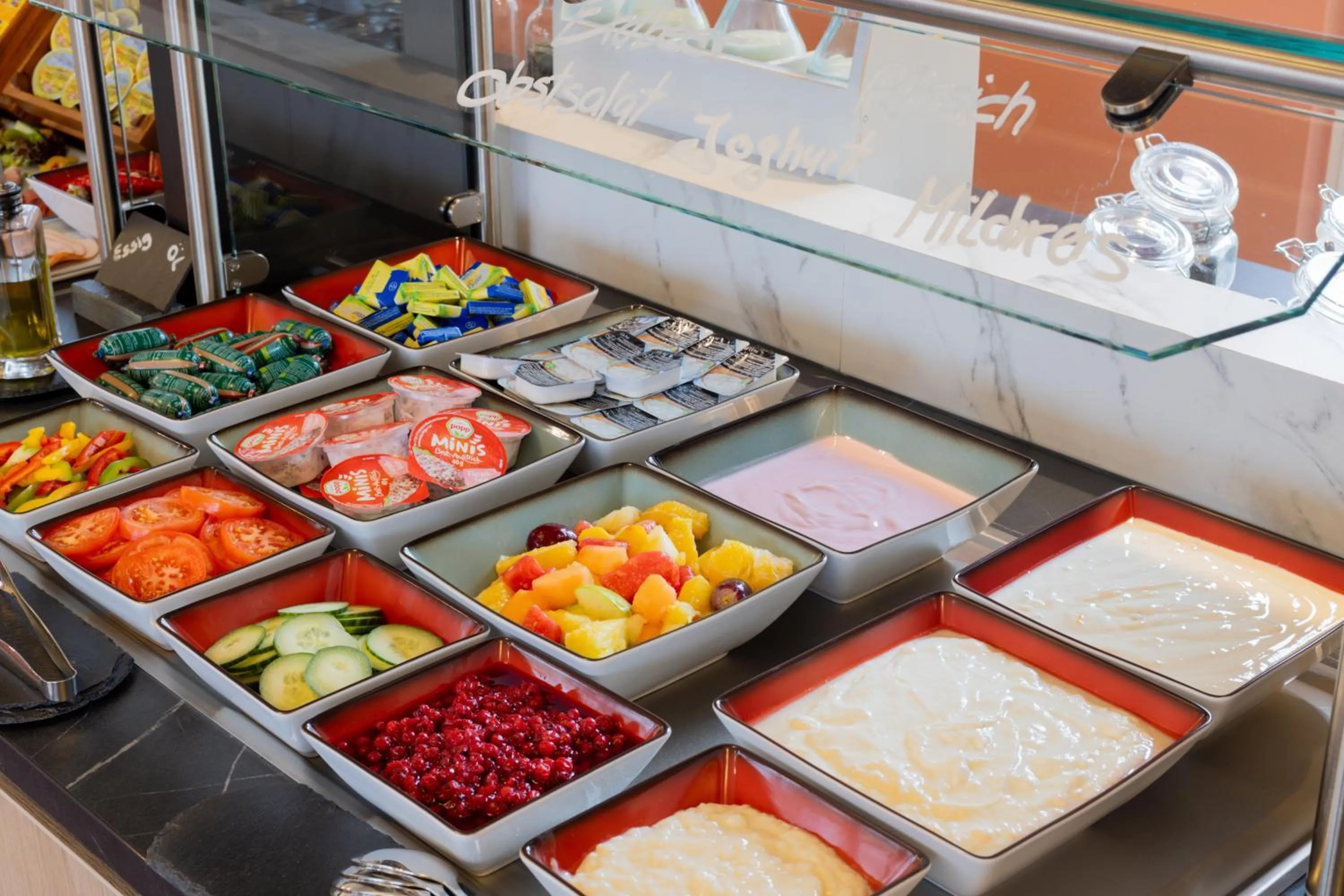 Buffet breakfast in Holiday Inn - the niu, Blade Solingen by IHG