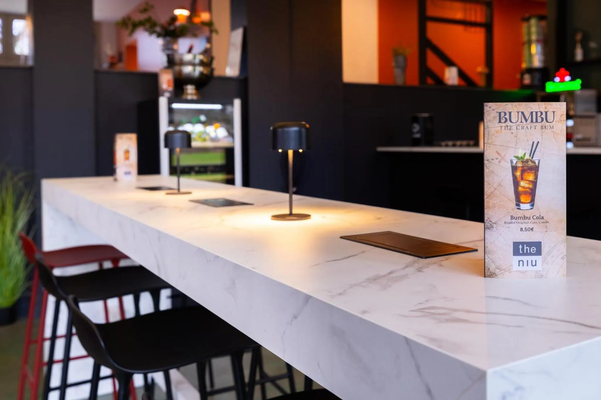 Lounge or bar in Holiday Inn - the niu, Blade Solingen by IHG