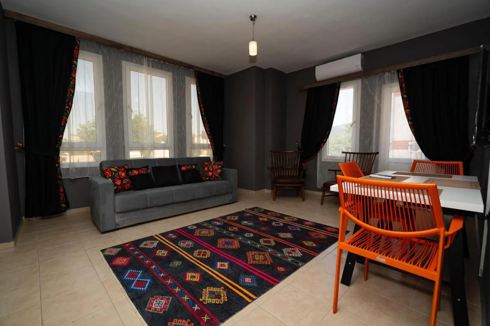 Living room in ESQUIRE HOTELS and LOUNGES