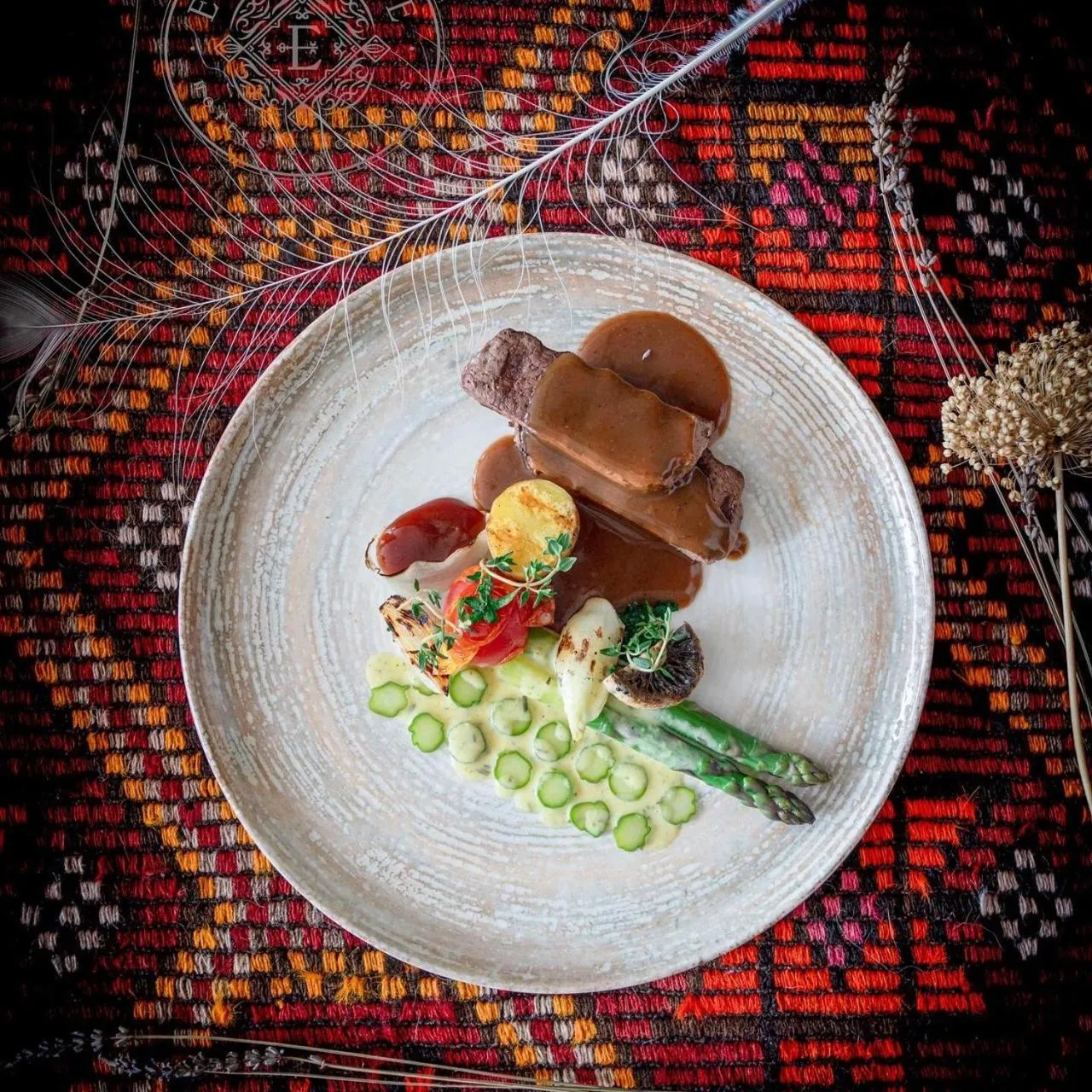 Restaurant/places to eat in ESQUIRE HOTELS and LOUNGES