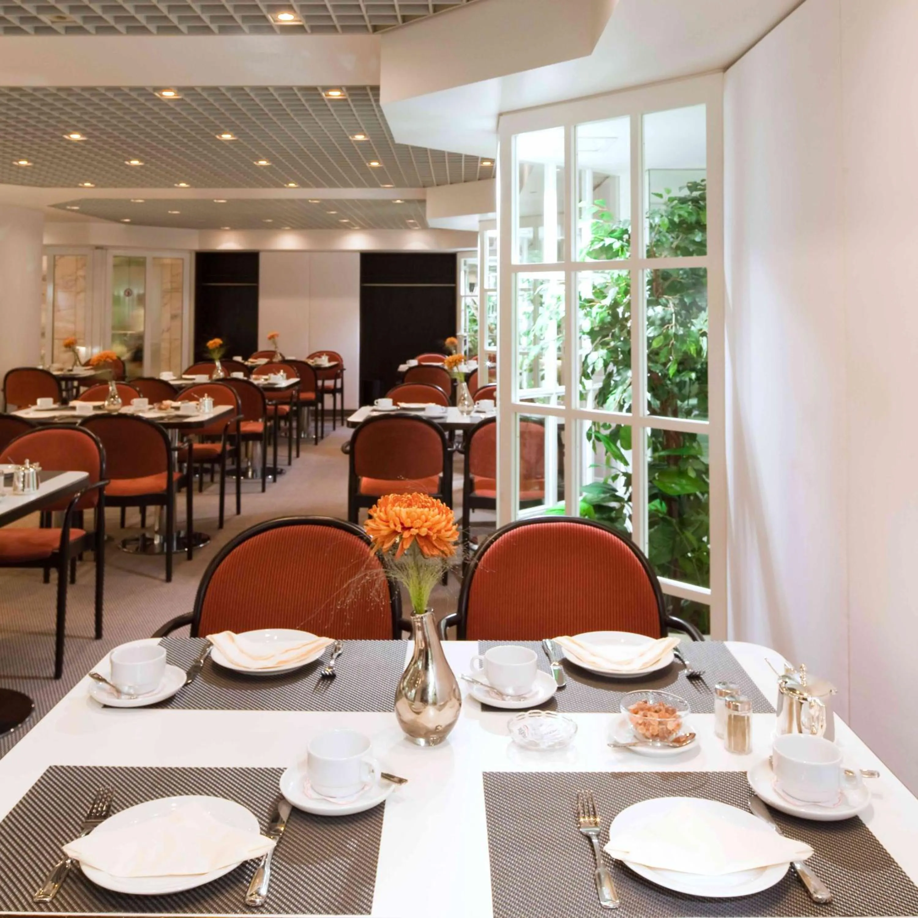 Restaurant/places to eat in Grand Hotel Mussmann