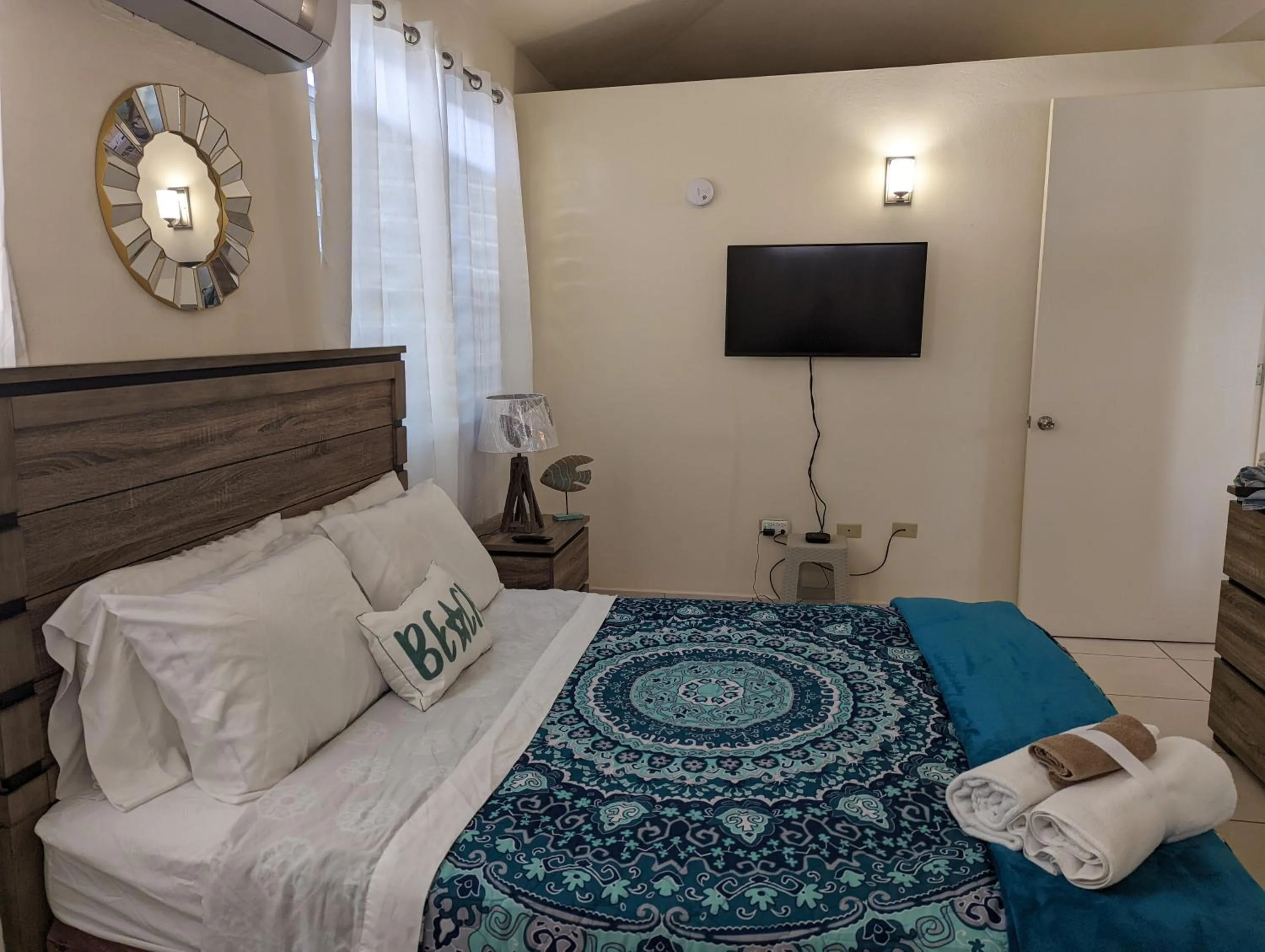 Bed in Beautiful Ocean Front Villa