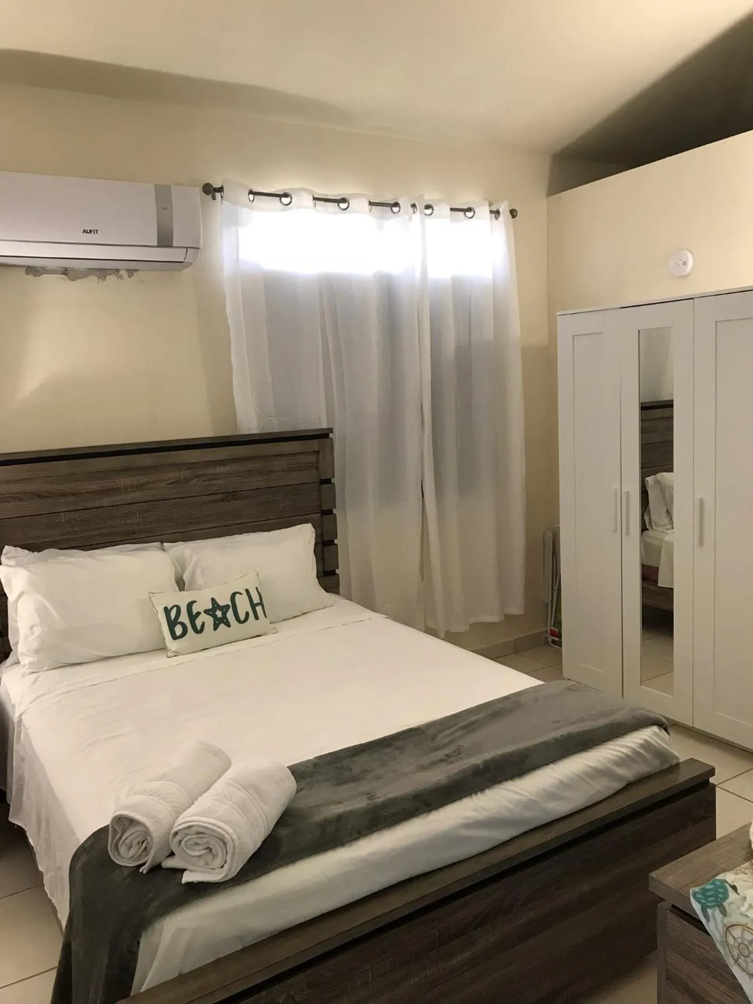 Bed in Beautiful Ocean Front Villa