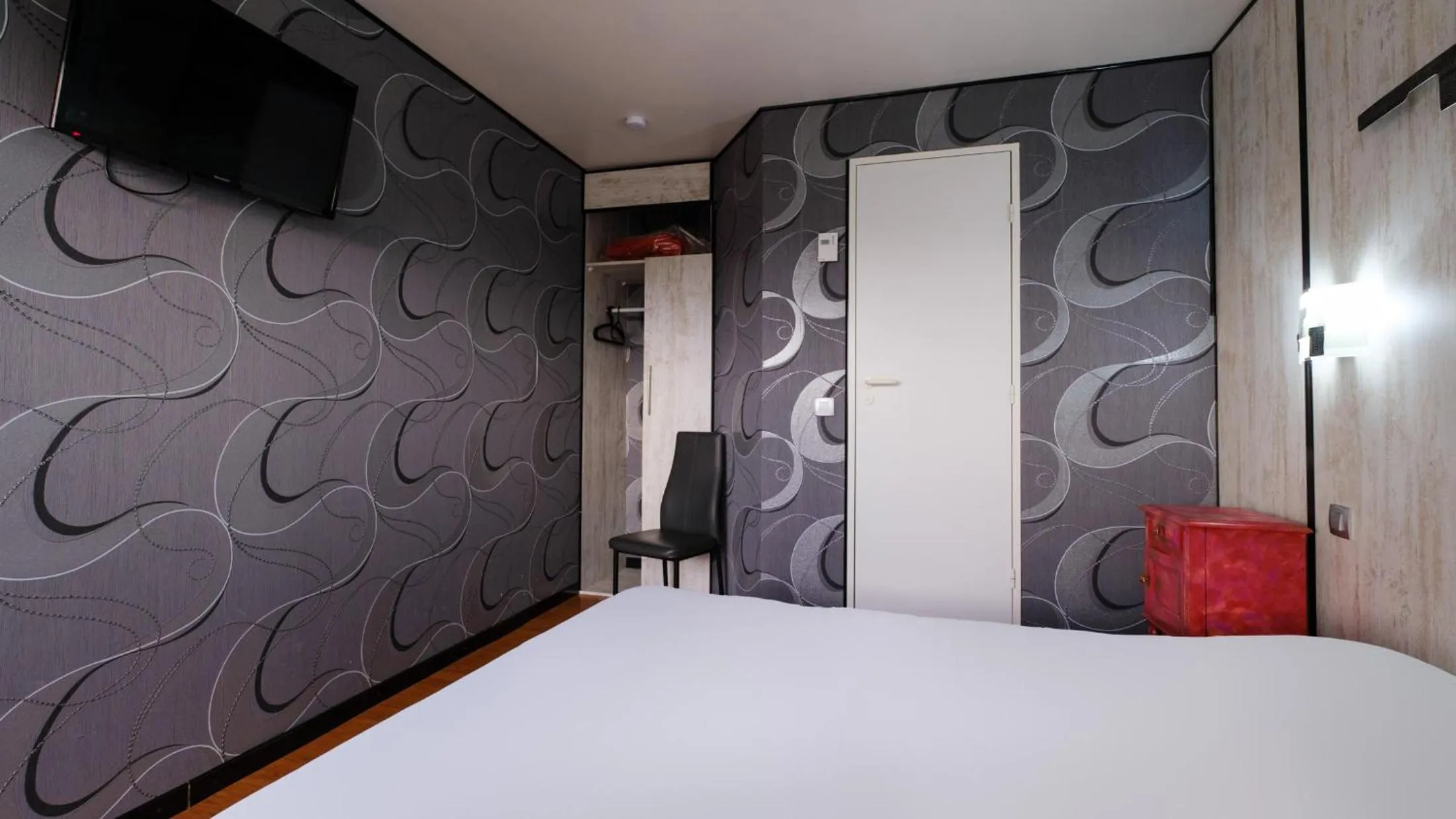 Bedroom, Bed in Eqynox Hotel