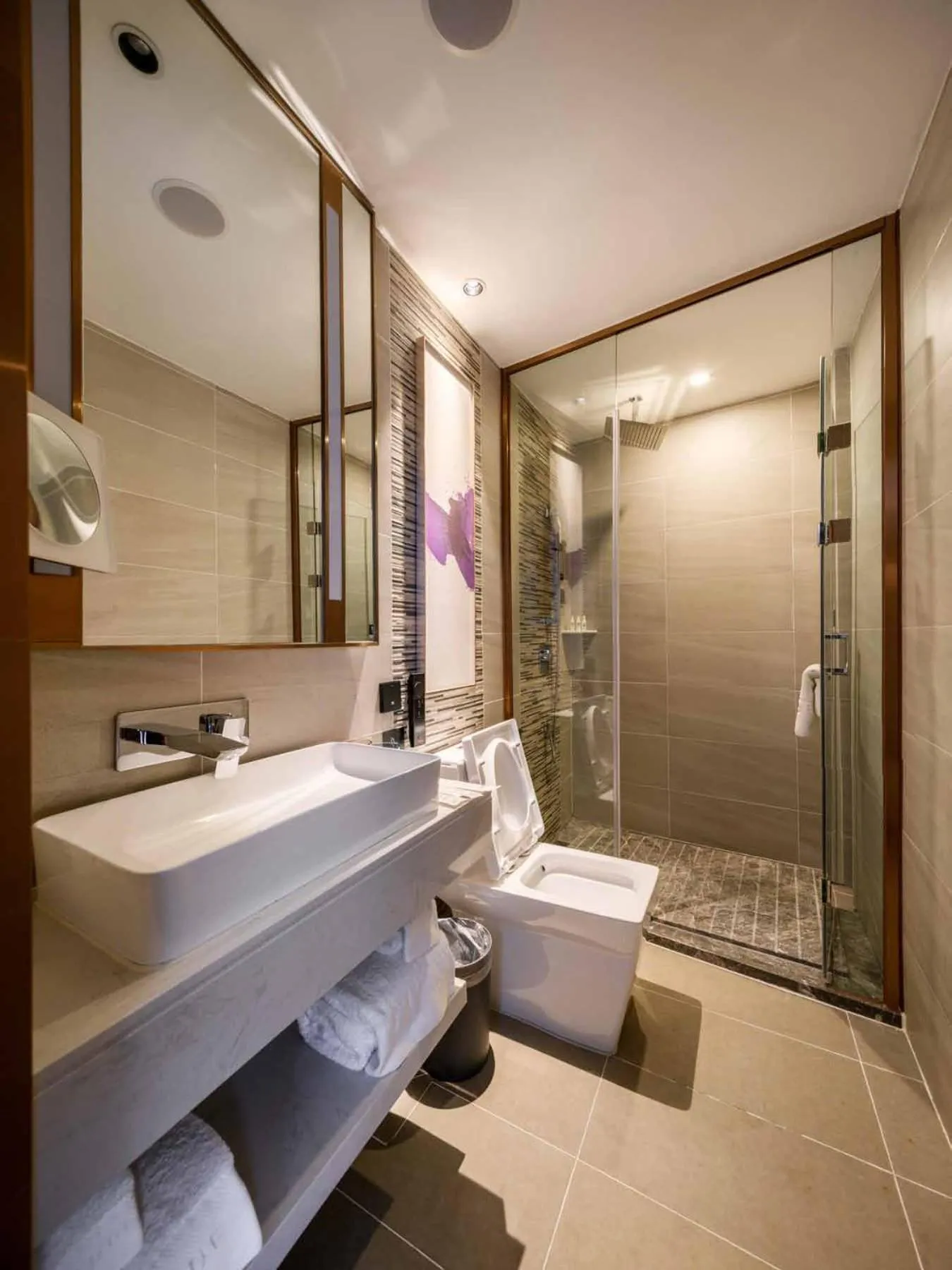 Shower in Lavande Hotel Dongguan Songshan Lake