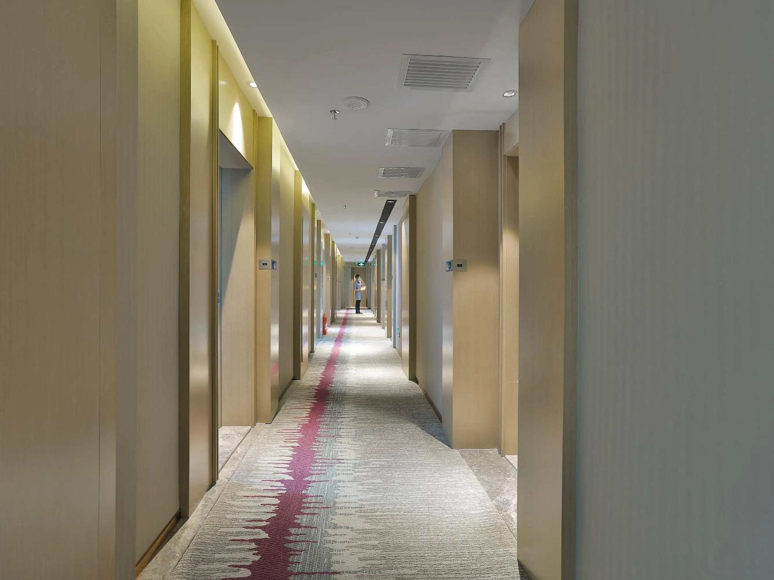 Property building in Lavande Hotel Dongguan Songshan Lake