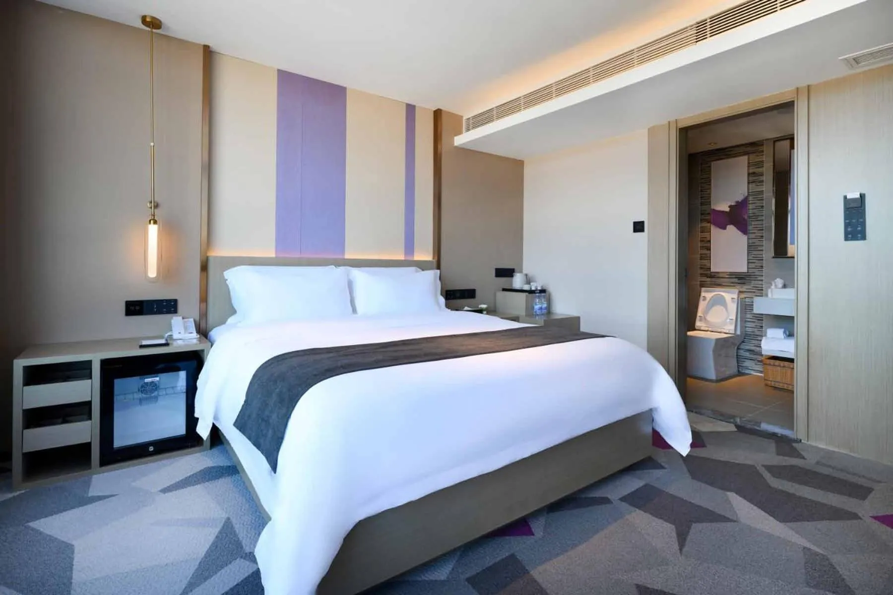 Photo of the whole room in Lavande Hotel Dongguan Songshan Lake