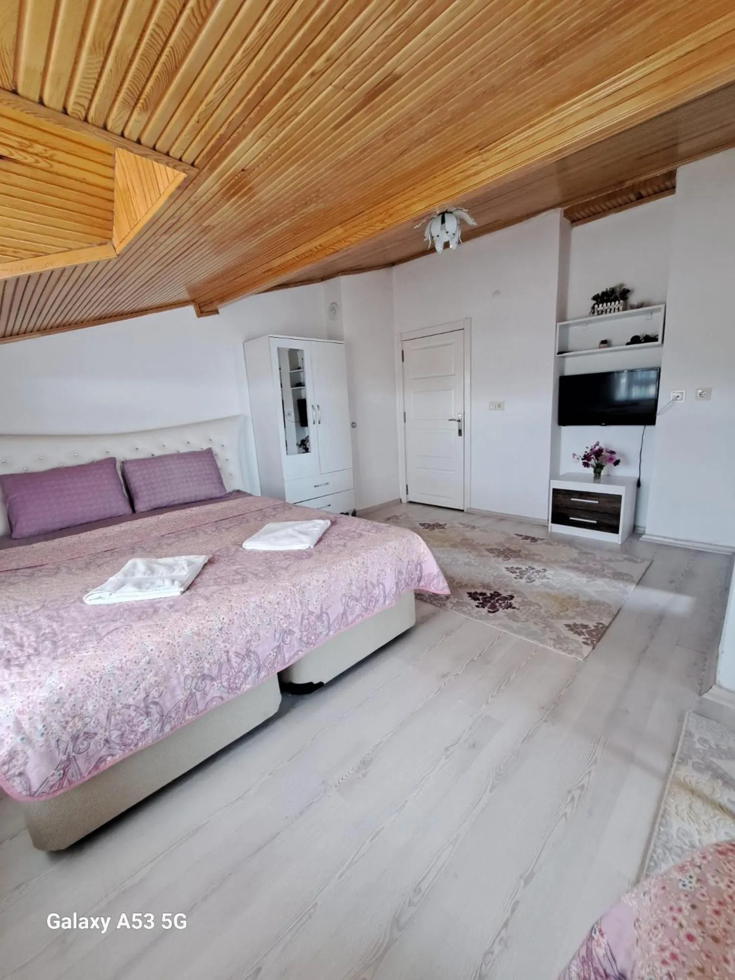 Bed in Salda Gölü Çeliköz Apart