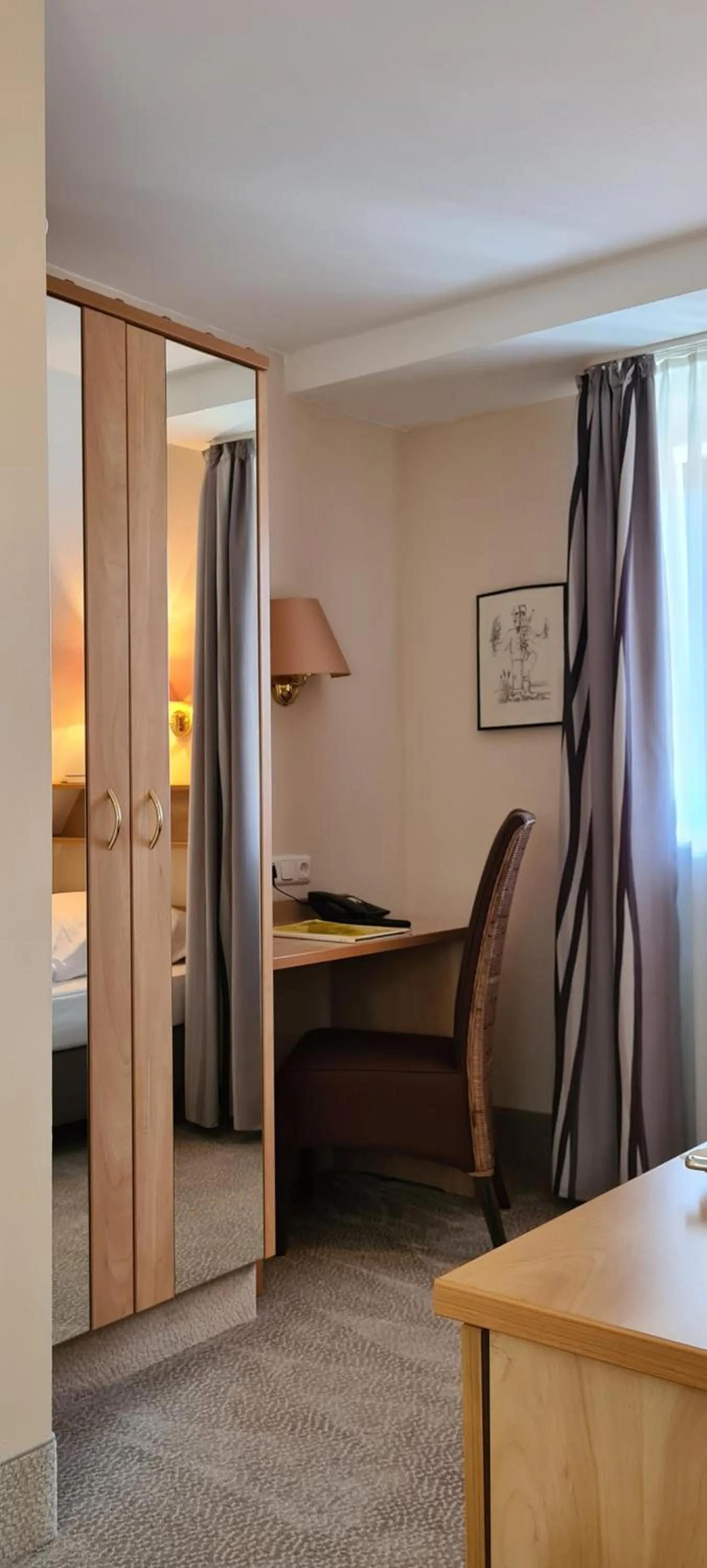 Seating area, Bed in Hotel Garni "Am Ellinger Tor"