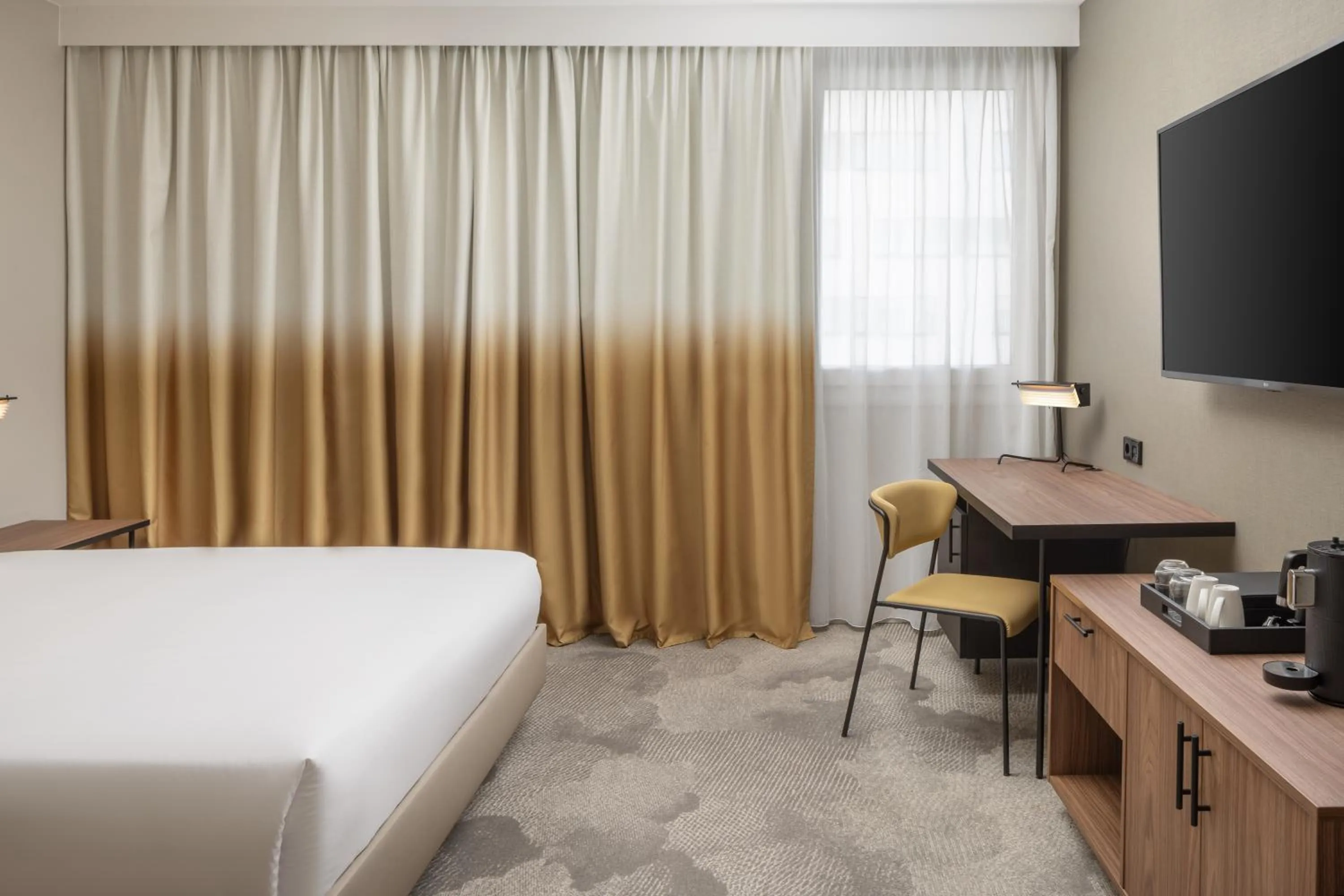 Bedroom, Bed in Hyatt Place Paris Charles de Gaulle Airport