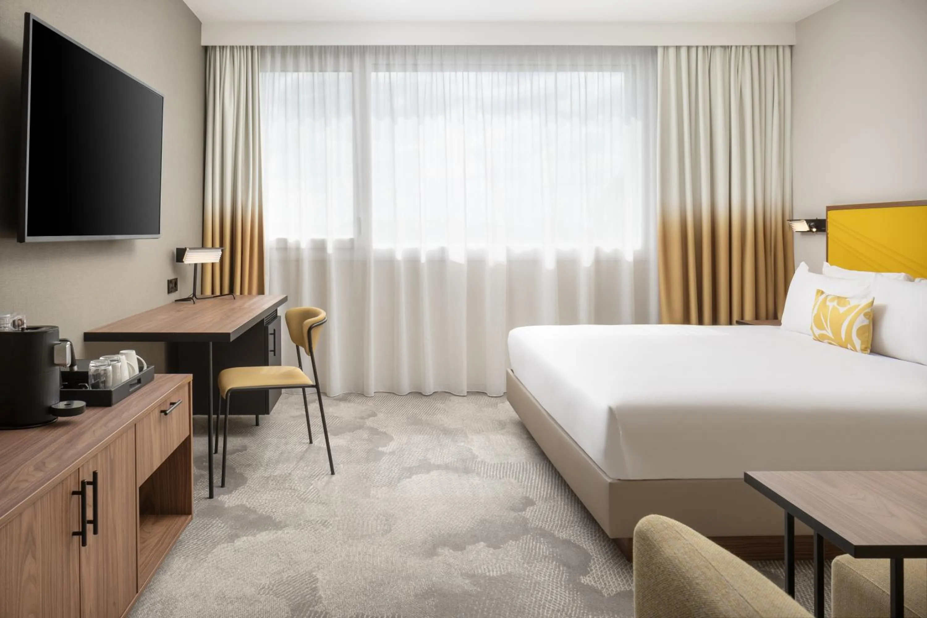 Bedroom, Bed in Hyatt Place Paris Charles de Gaulle Airport