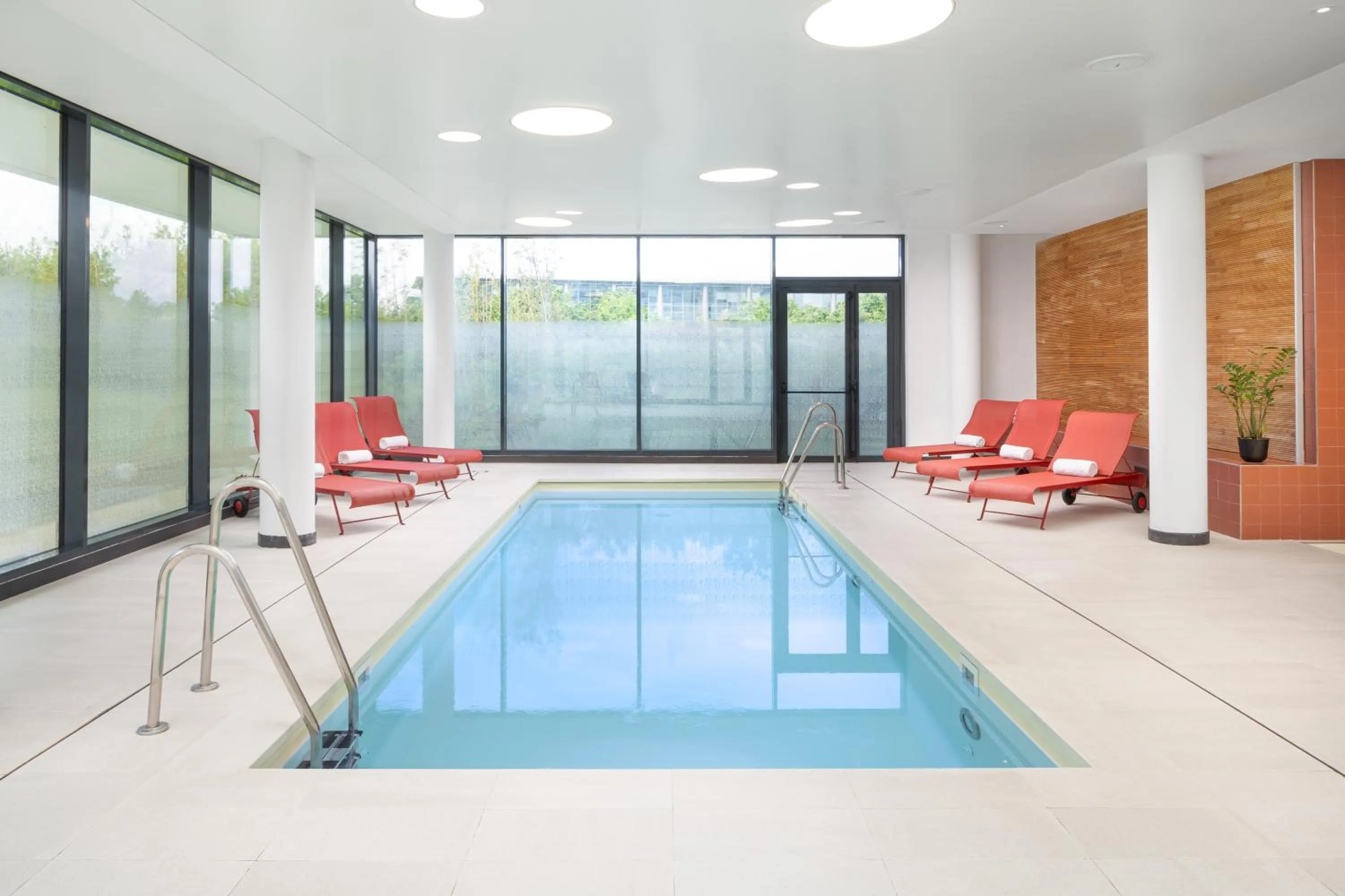 Swimming pool in Hyatt Place Paris Charles de Gaulle Airport