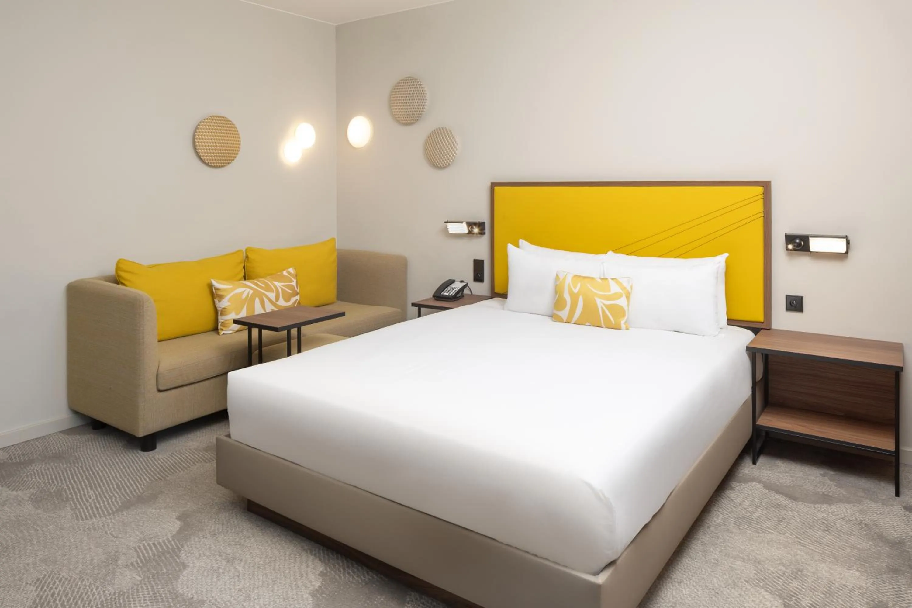 Bedroom, Bed in Hyatt Place Paris Charles de Gaulle Airport