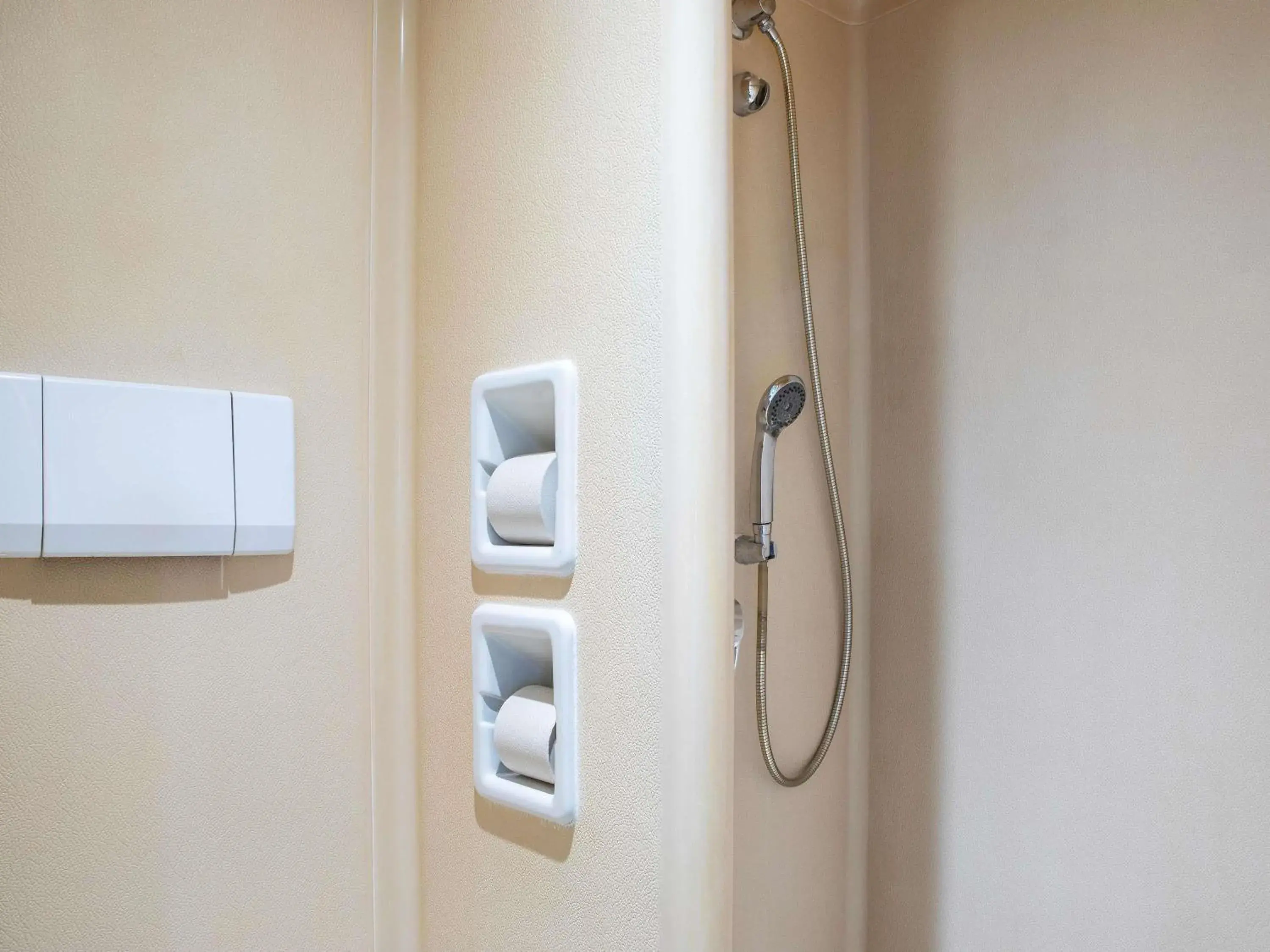 Double Room with Bunk Bed in ibis budget Sucy en Brie Double Room with Bunk Bed in ibis budget Sucy en Brie