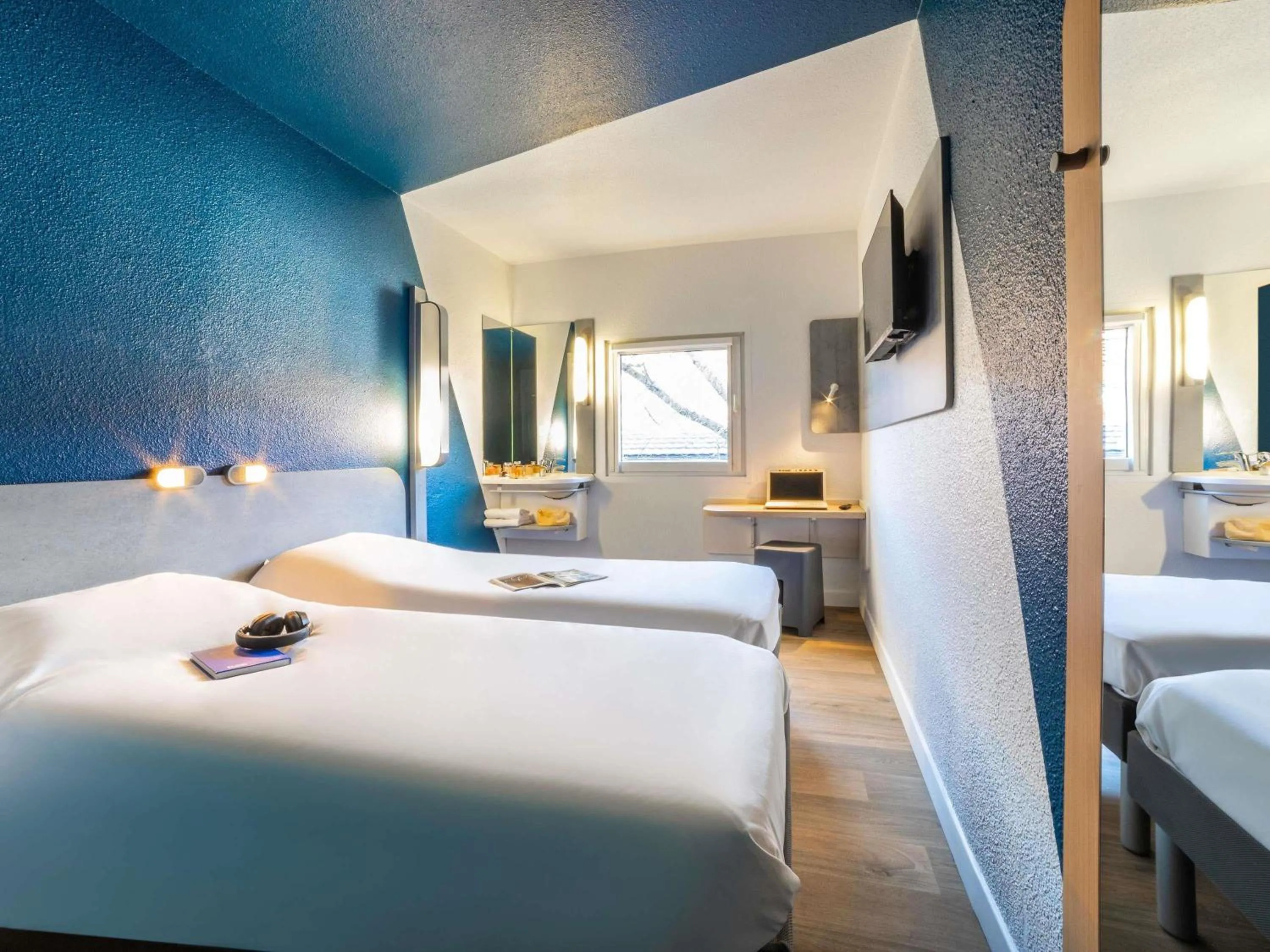 Bedroom, Bed in Ibis Budget Sucy en Brie