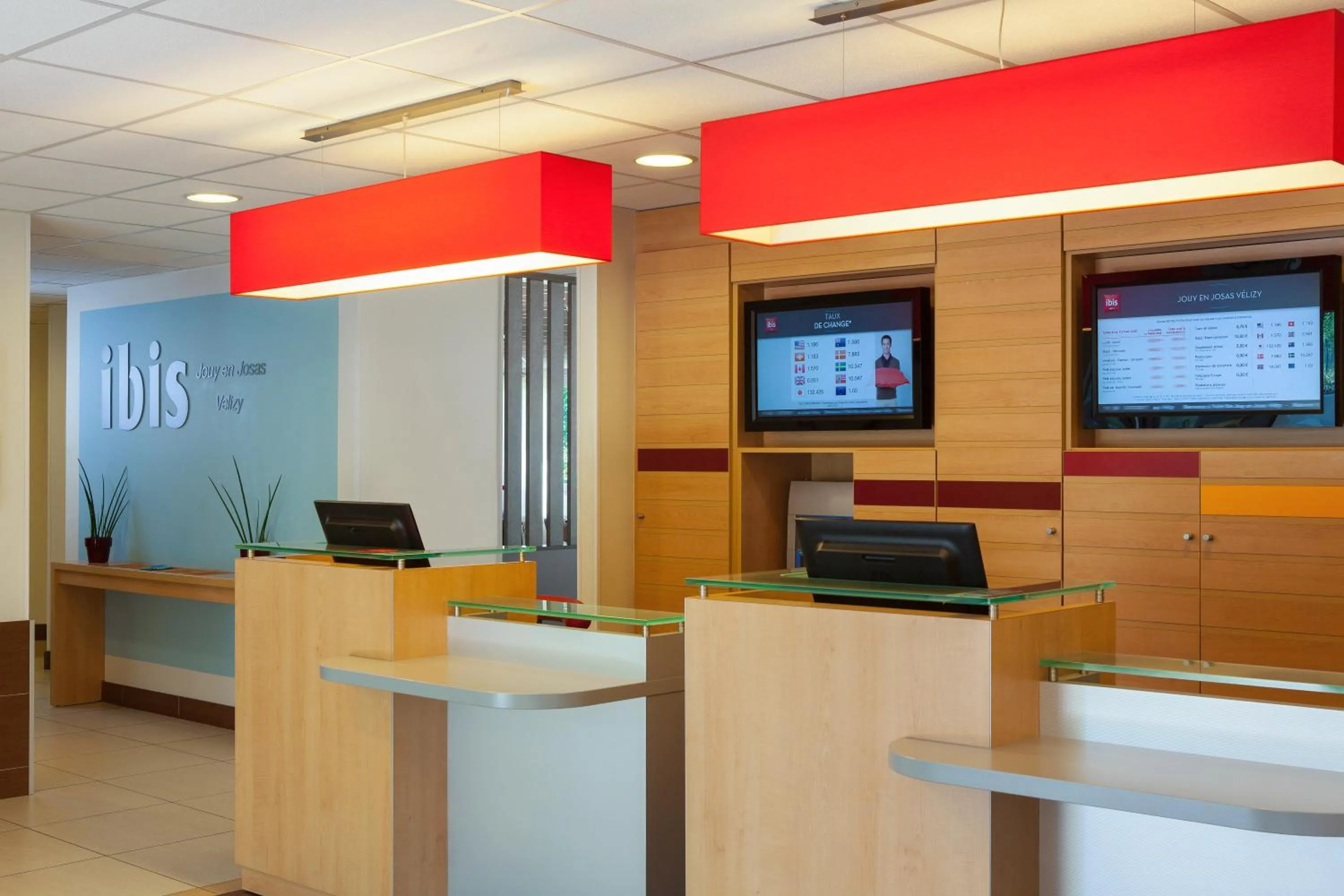Lobby or reception in ibis Velizy Jouy-En-Josas