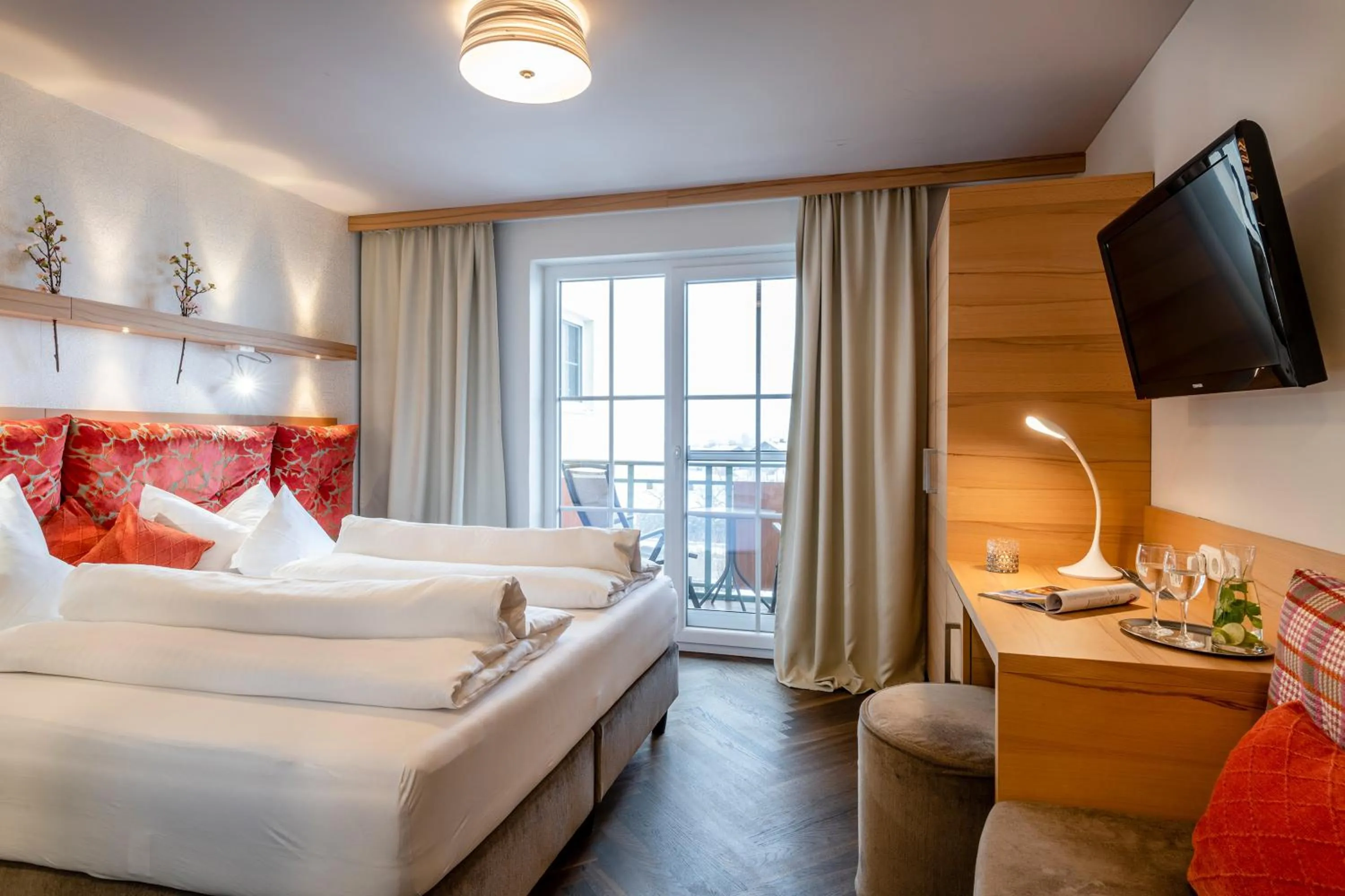 Photo of the whole room, Bed in Das Stemp Wellnessresort 4 Sterne Superior