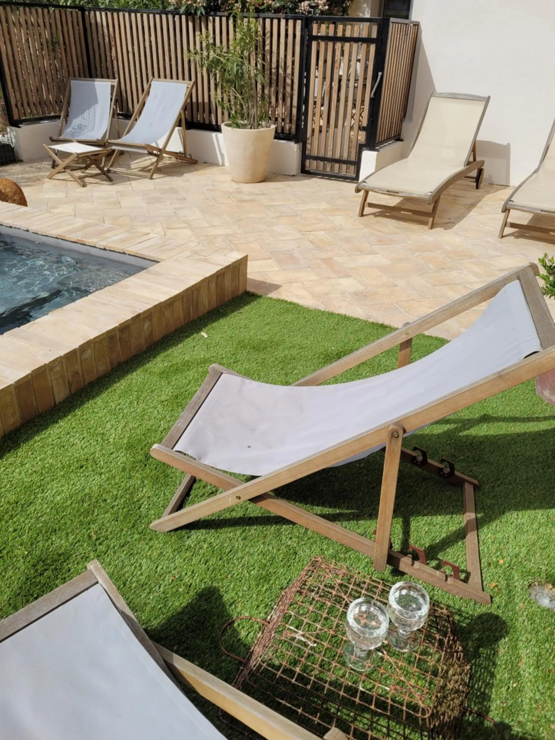 Swimming pool in Maison 1634 - Climatisation, piscine, parking, centre ville, petit-dejeuner compris