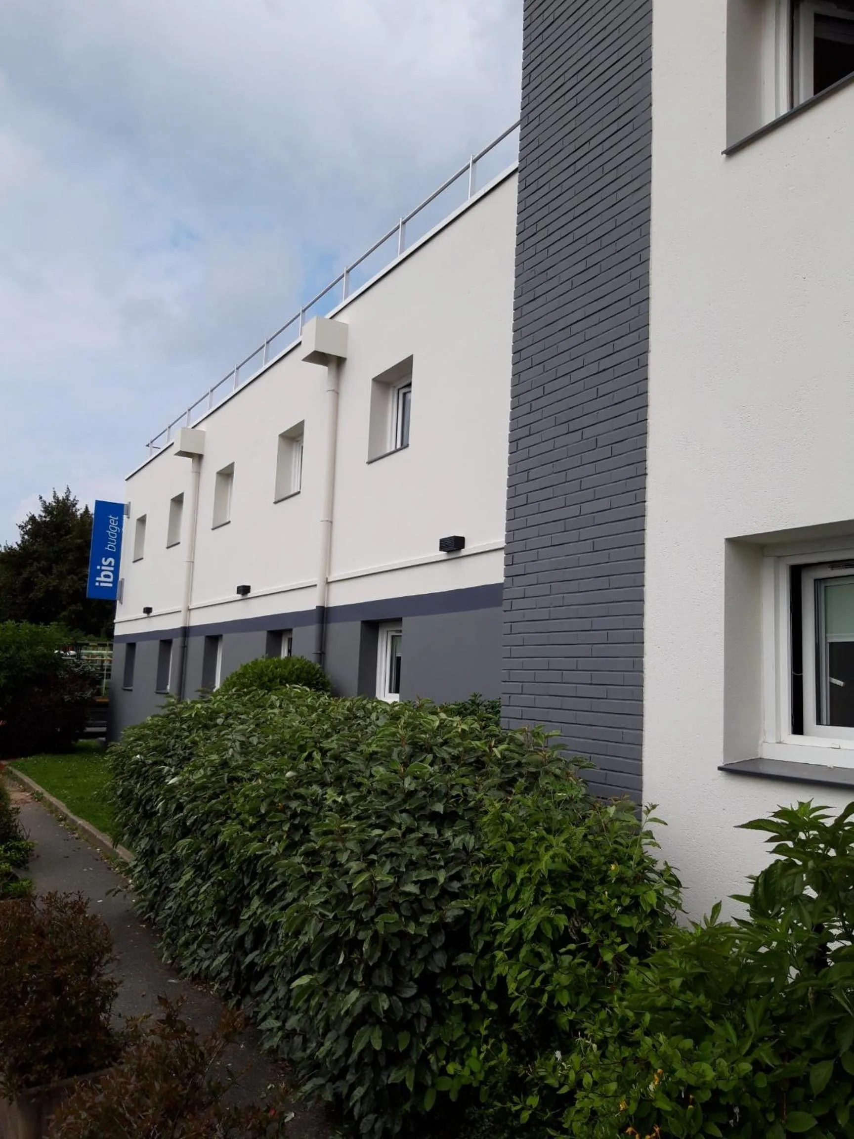 Decorative detail in ibis budget Versailles Chateau Saint cyr l'Ecole