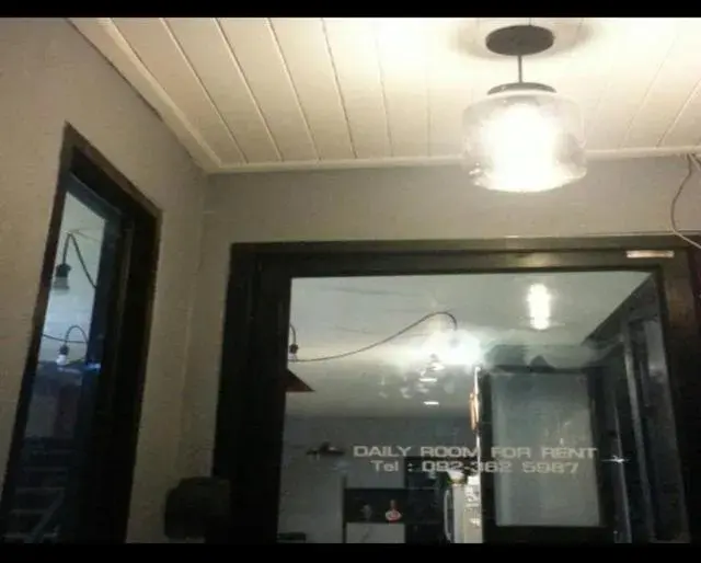 Property building in Rin GuestHouse Pracharak RD Property building in Rin GuestHouse Pracharak RD