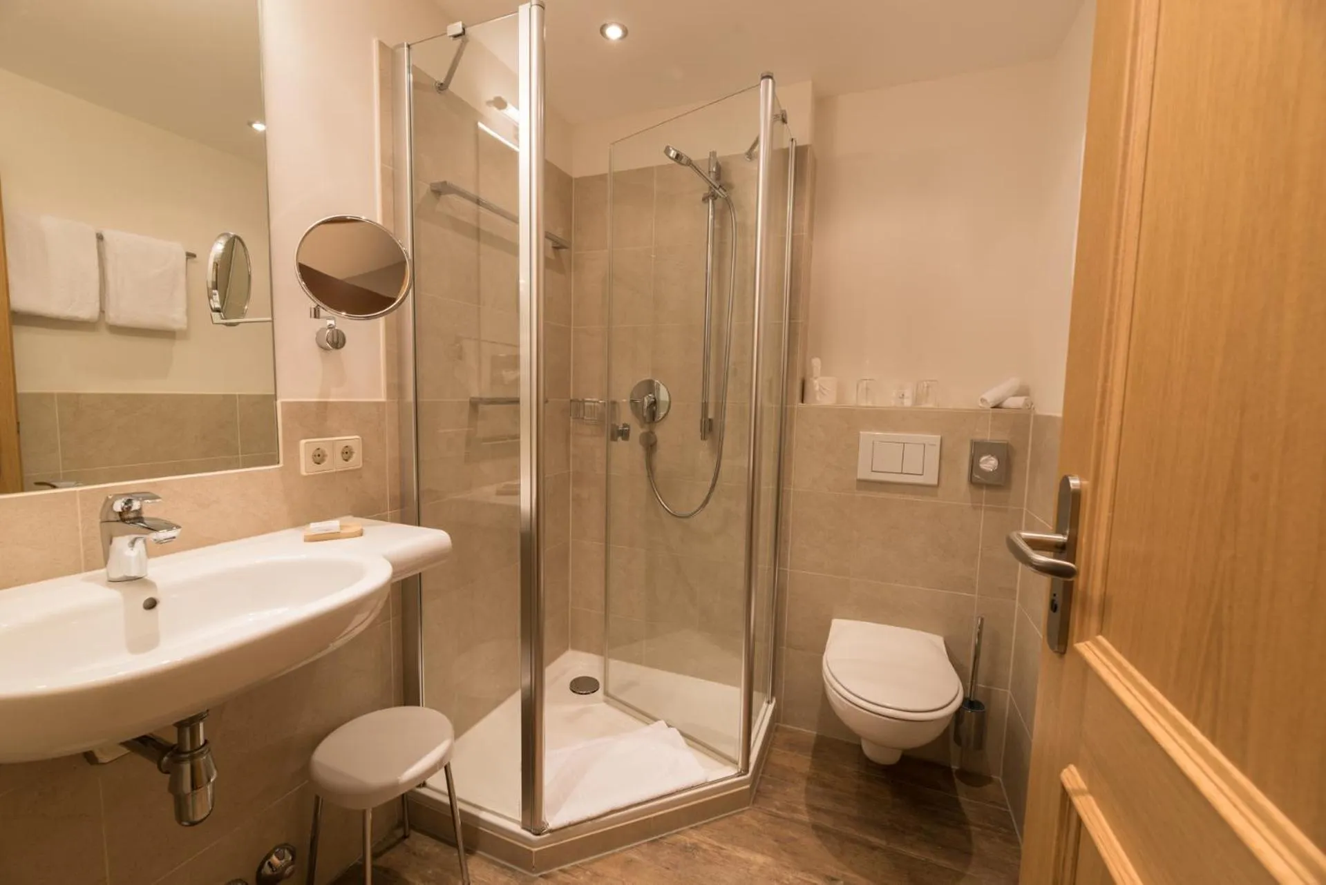 Shower in Relais & Châteaux Gut Steinbach Hotel Chalets SPA