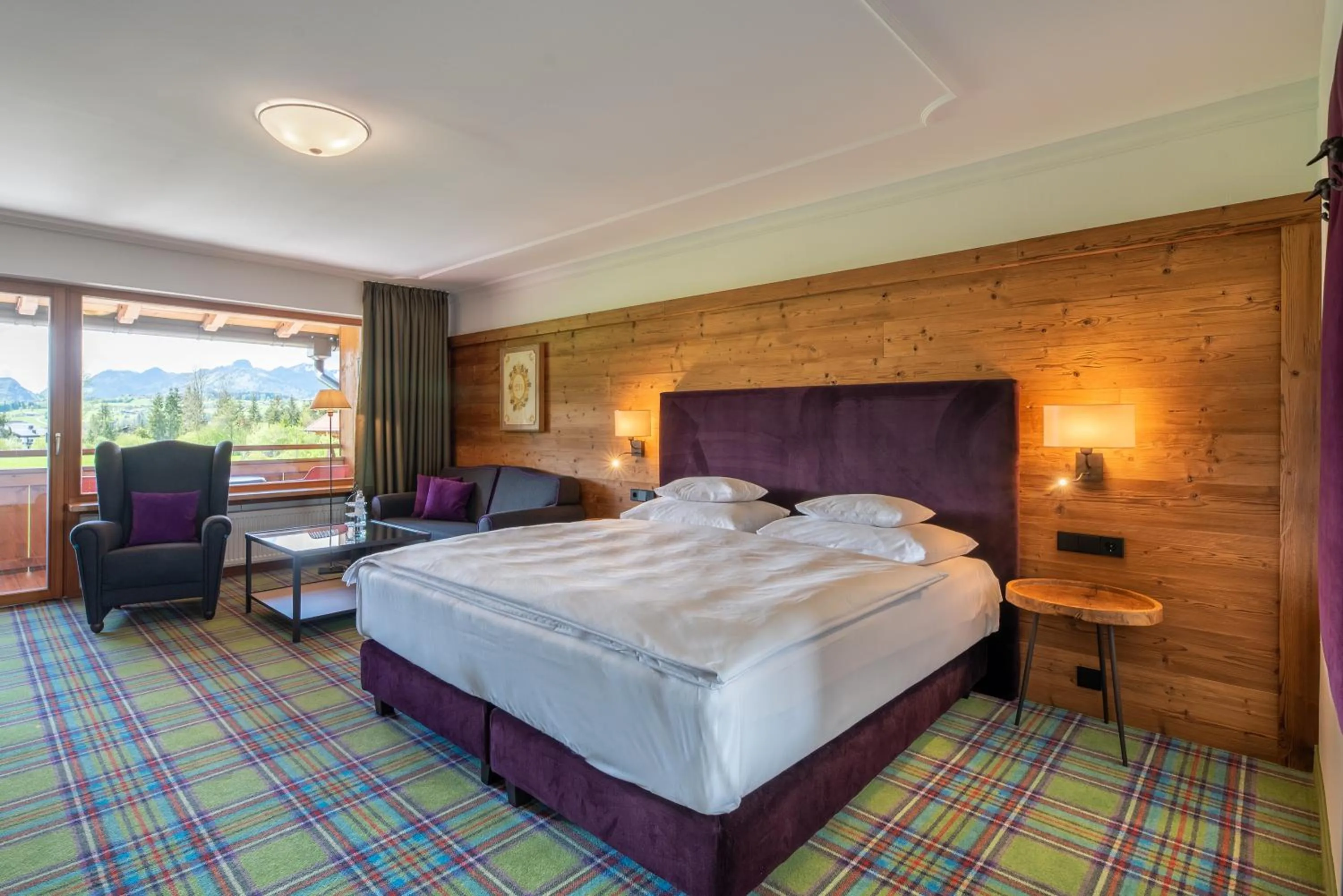 Bedroom, Bed in Relais & Châteaux Gut Steinbach Hotel Chalets SPA