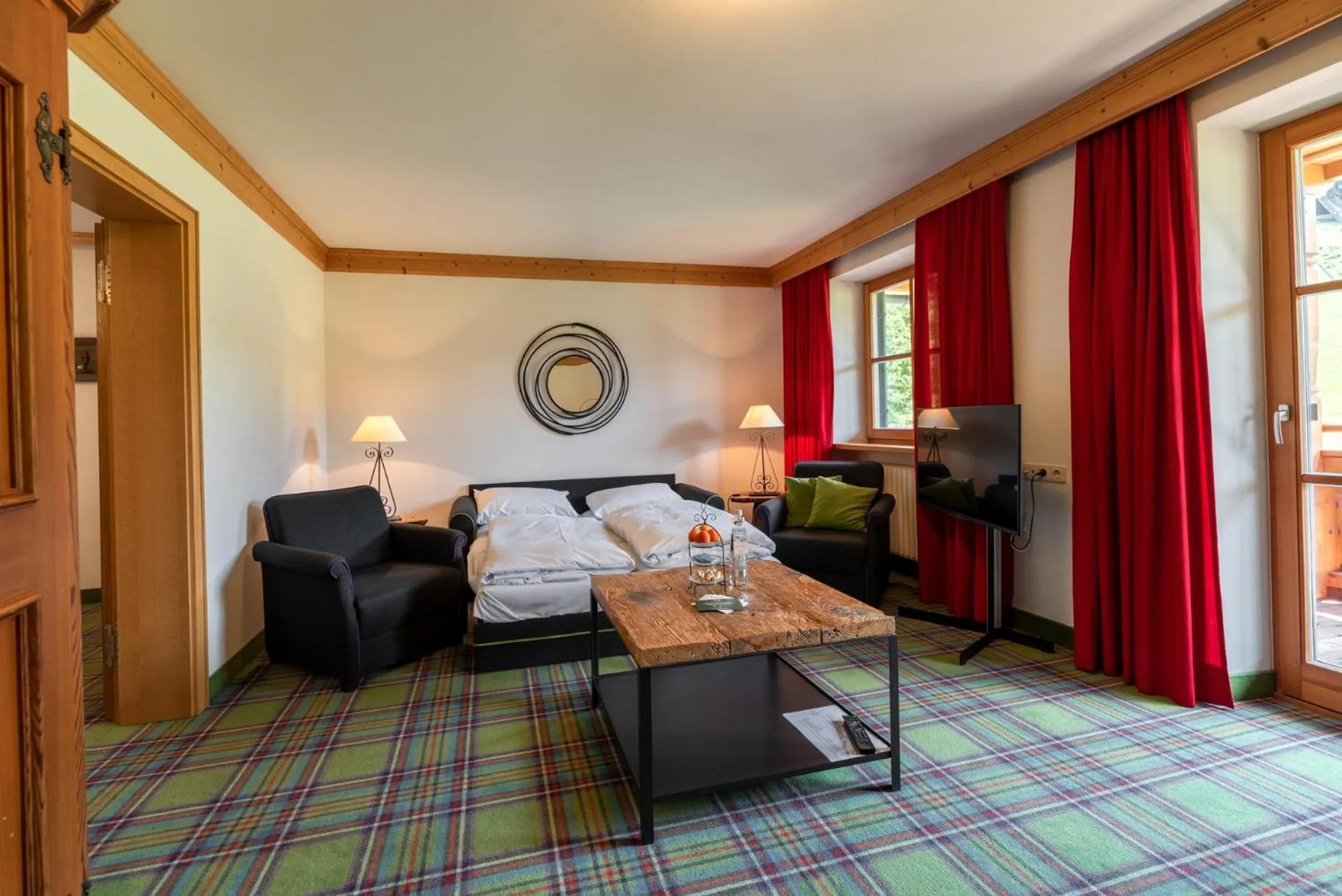 Bed in Relais & Châteaux Gut Steinbach Hotel Chalets SPA