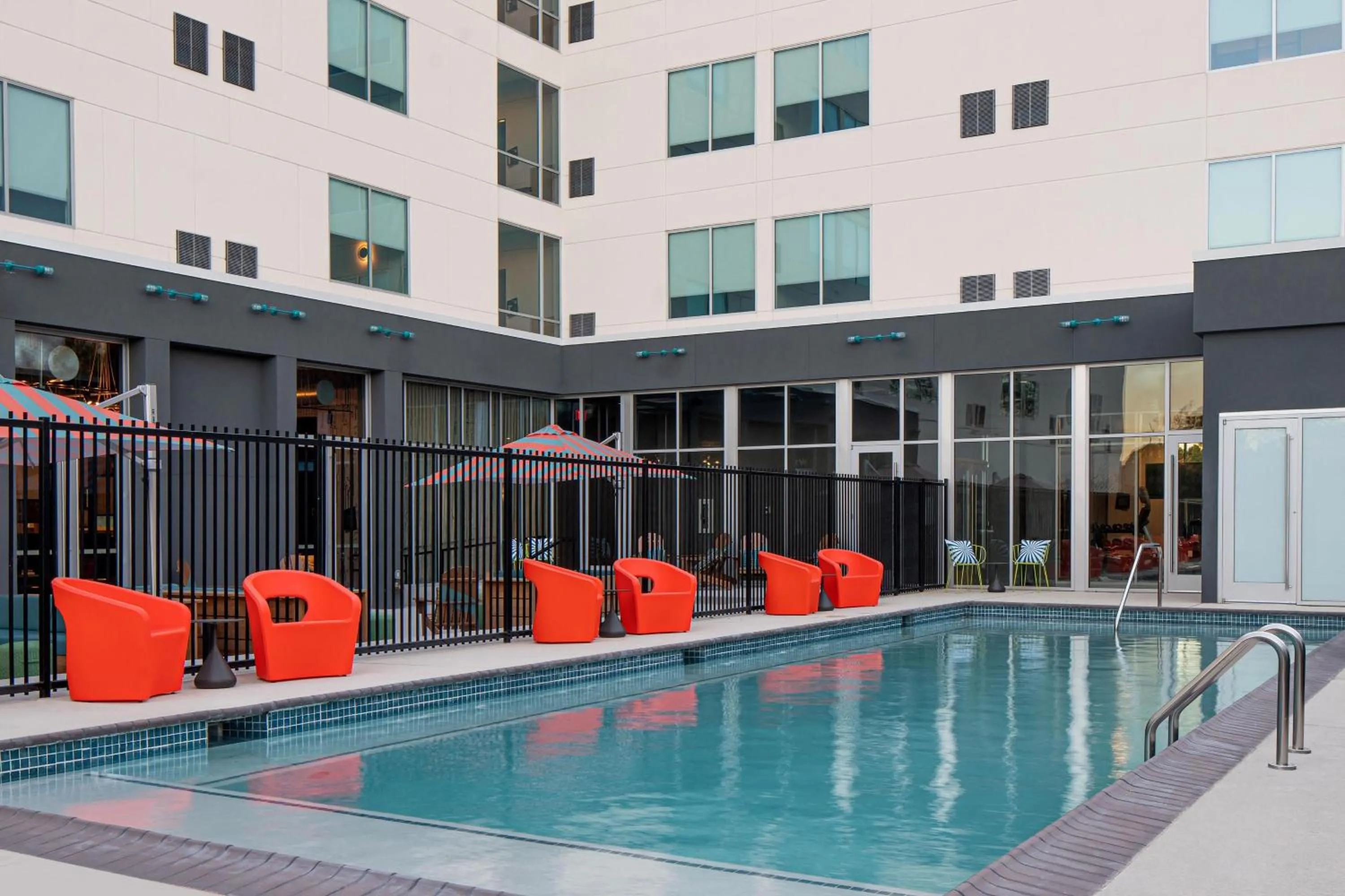 Swimming pool in Aloft Houston Shenandoah - The Woodlands