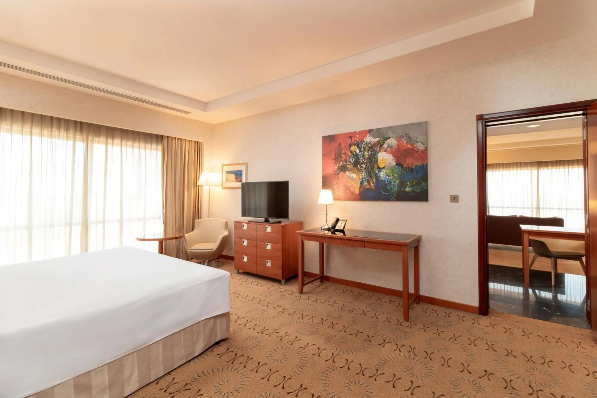 Photo of the whole room, Bed in Holiday Inn - Suites Kuwait Salmiya by IHG