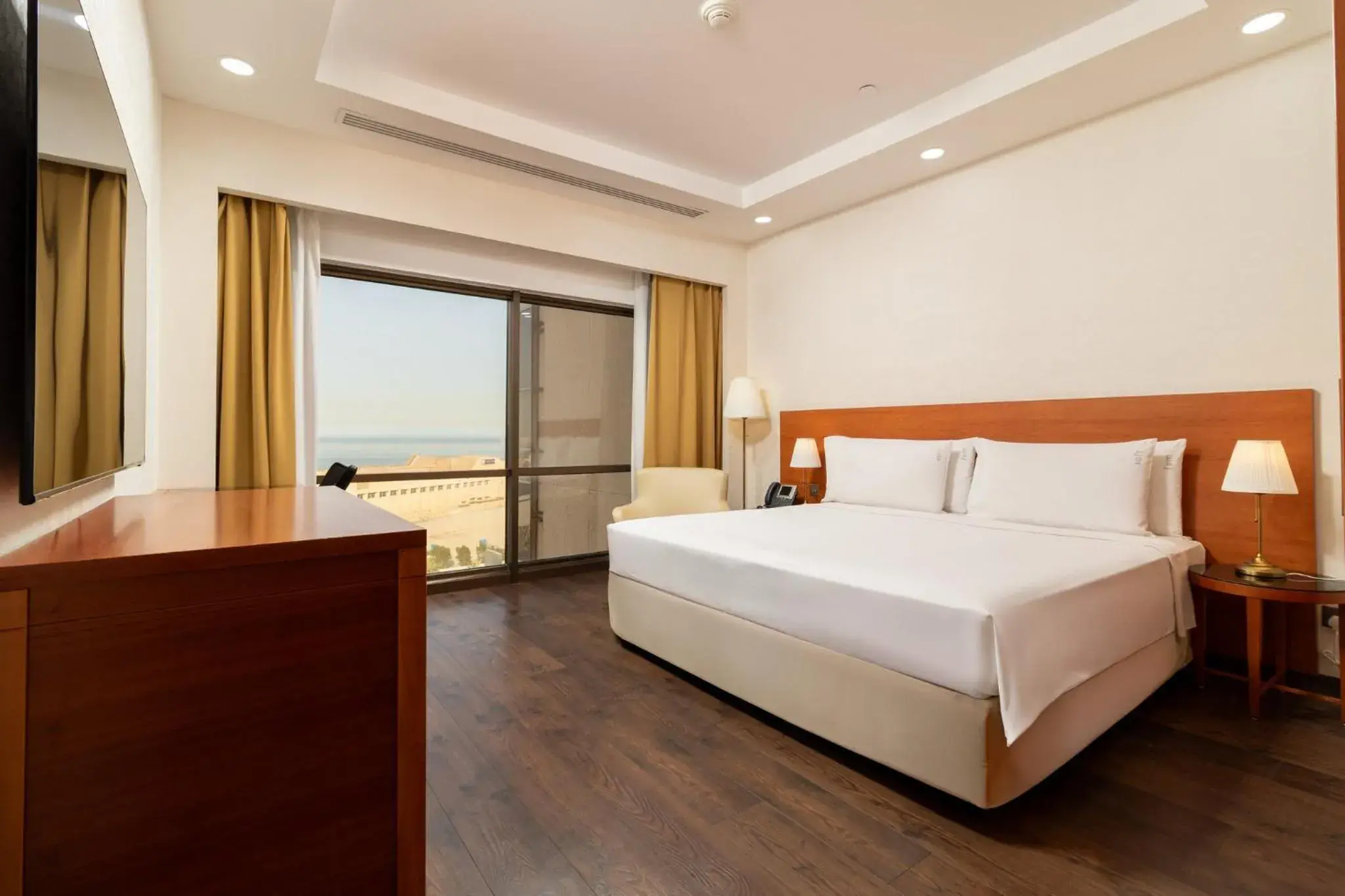 Three-Bedroom Suite with Sea View - Lounge Access in Holiday Inn - Suites Kuwait Salmiya by IHG Three-Bedroom Suite with Sea View - Lounge Access in Holiday Inn - Suites Kuwait Salmiya by IHG