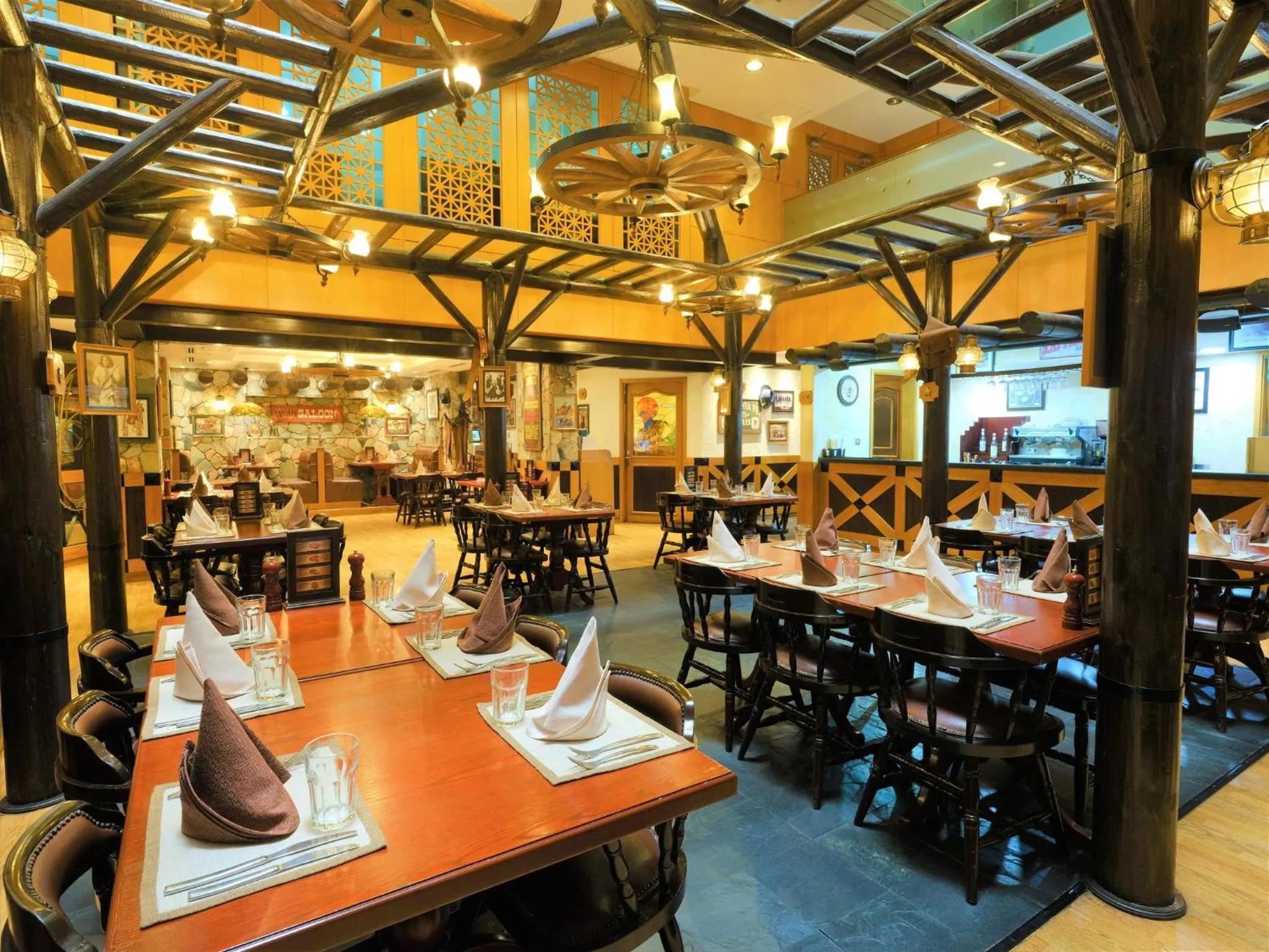 Restaurant/places to eat in Holiday Inn - Suites Kuwait Salmiya by IHG