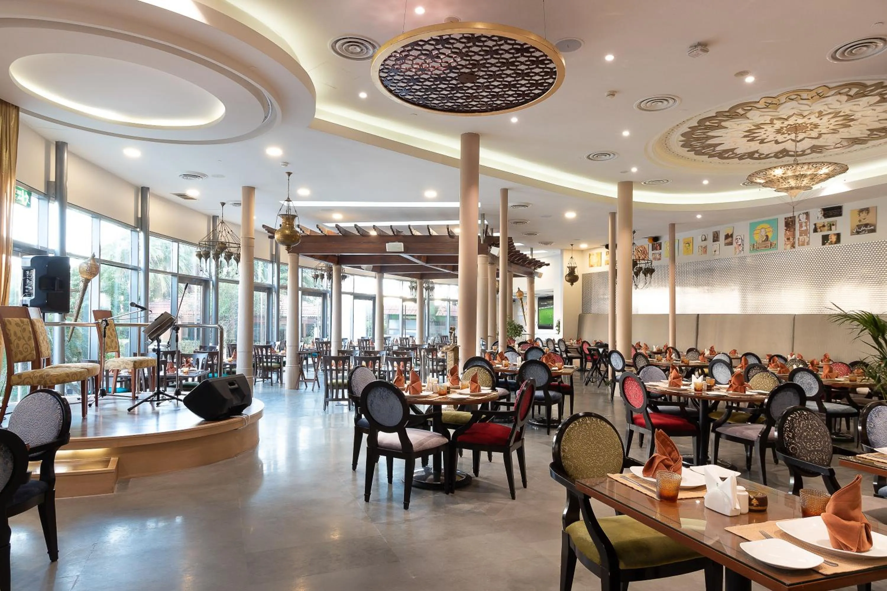 Restaurant/places to eat in Holiday Inn - Suites Kuwait Salmiya by IHG