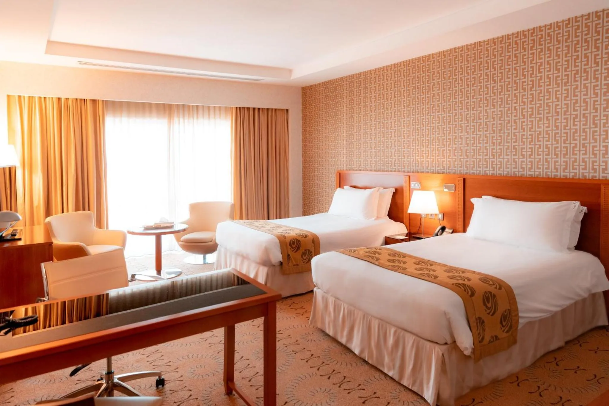 Photo of the whole room, Bed in Holiday Inn - Suites Kuwait Salmiya by IHG