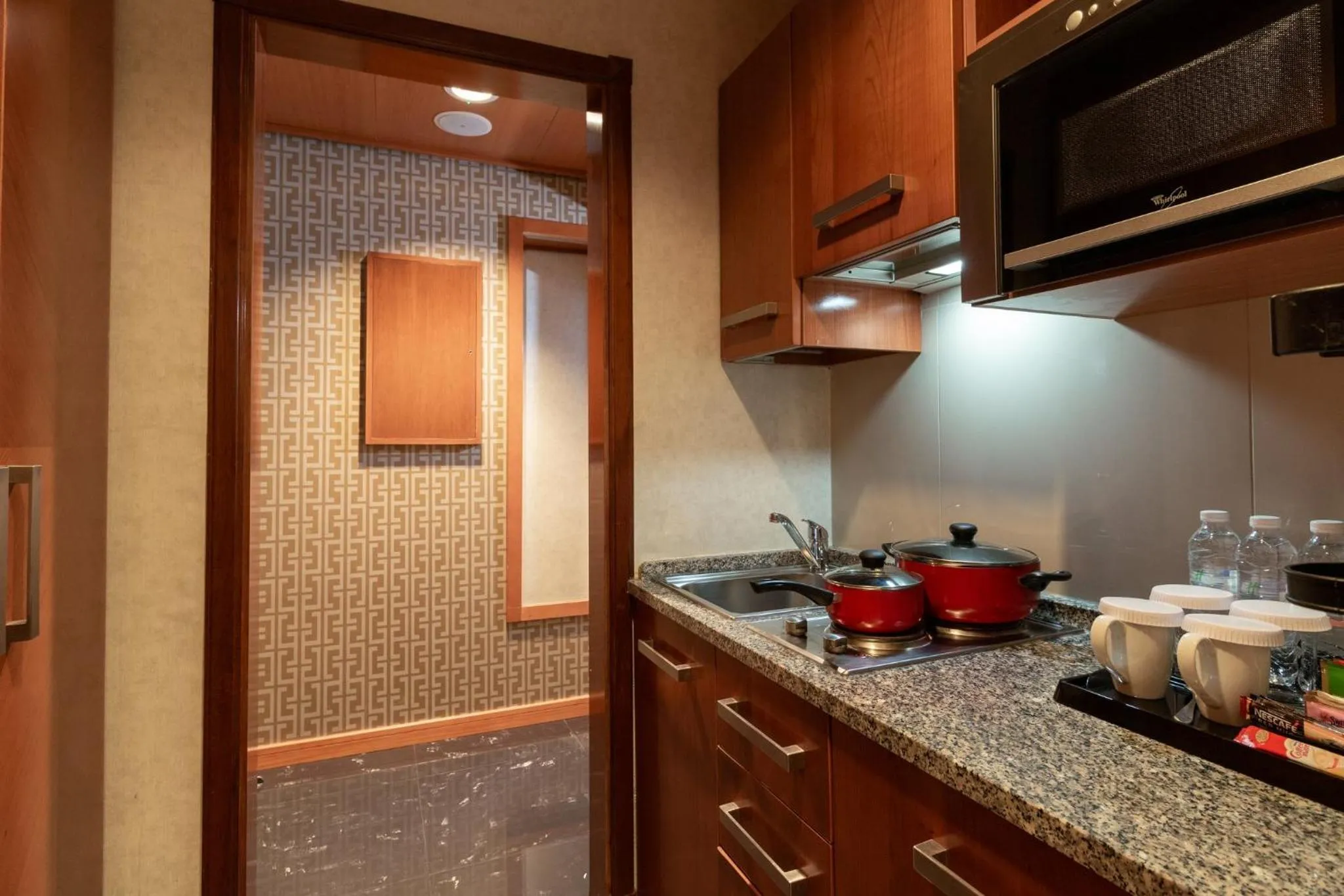 Photo of the whole room in Holiday Inn - Suites Kuwait Salmiya by IHG