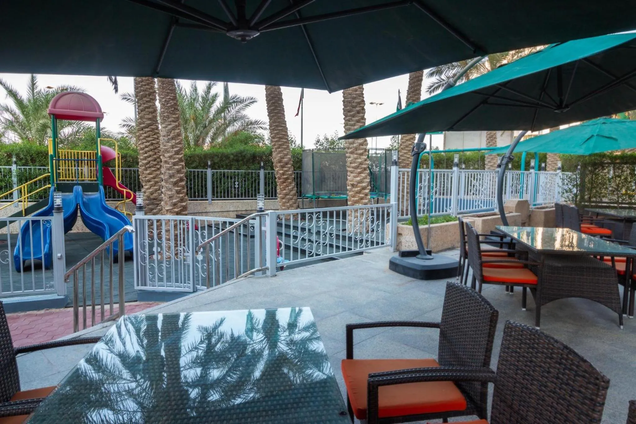 Area and facilities in Holiday Inn - Suites Kuwait Salmiya by IHG