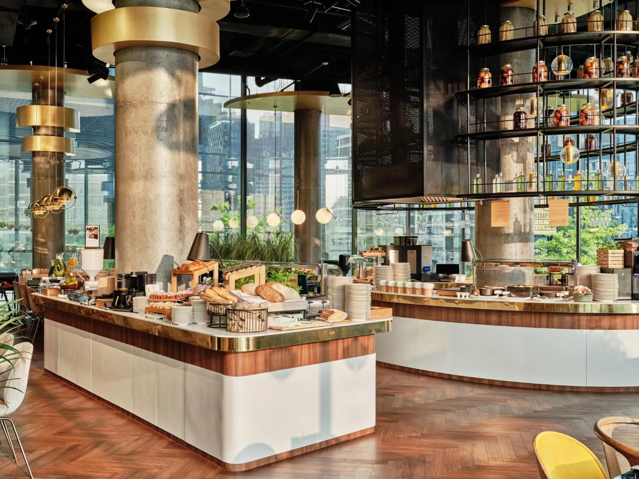 Breakfast in Crowne Plaza - Warsaw - The HUB by IHG